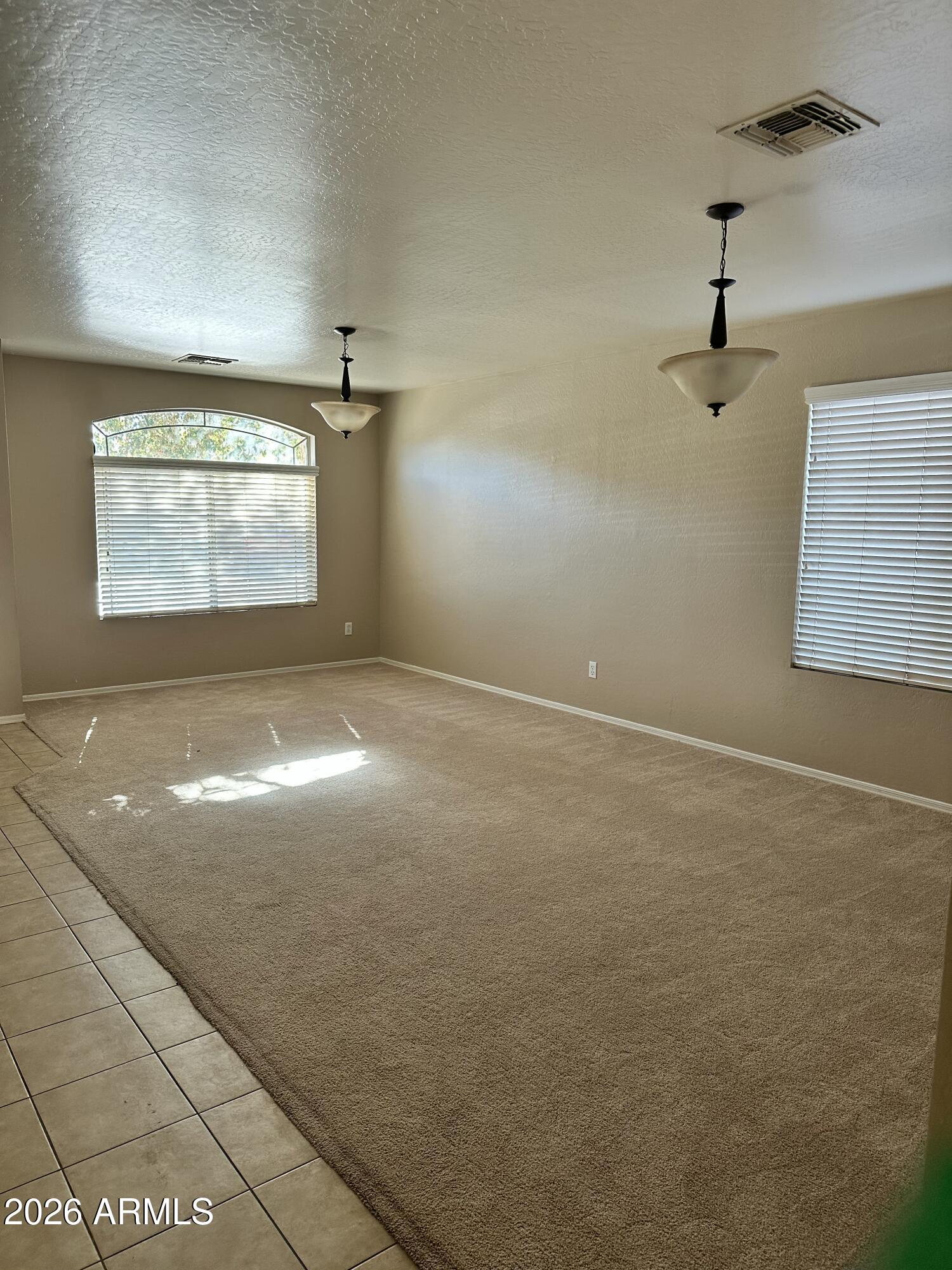 10520 W MAGNOLIA Street