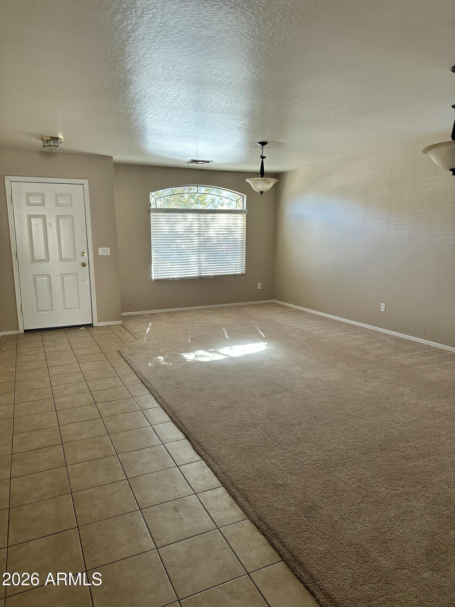 10520 W MAGNOLIA Street