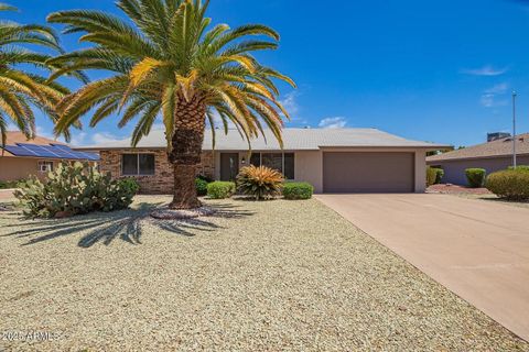 17615 N WHISPERING OAKS Drive Sun City West AZ 85375
