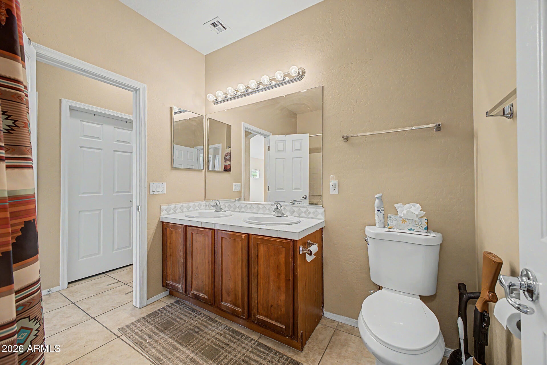 3017 N REGAL Court