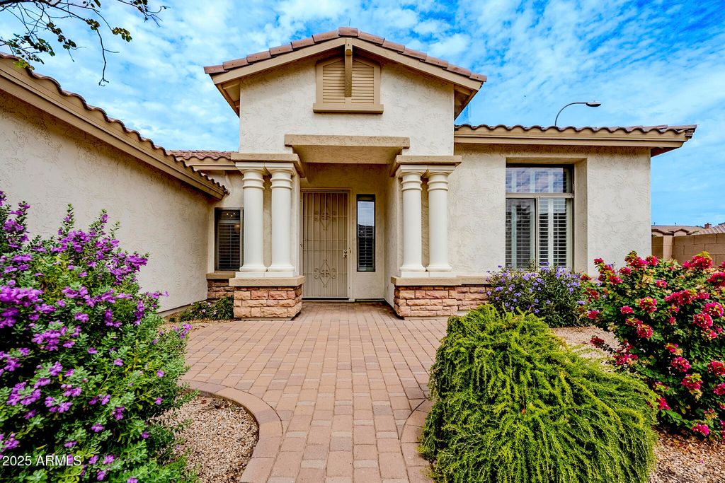Photo of 1858 E Coconino Drive, Chandler, AZ 85249 (MLS # 6933299)