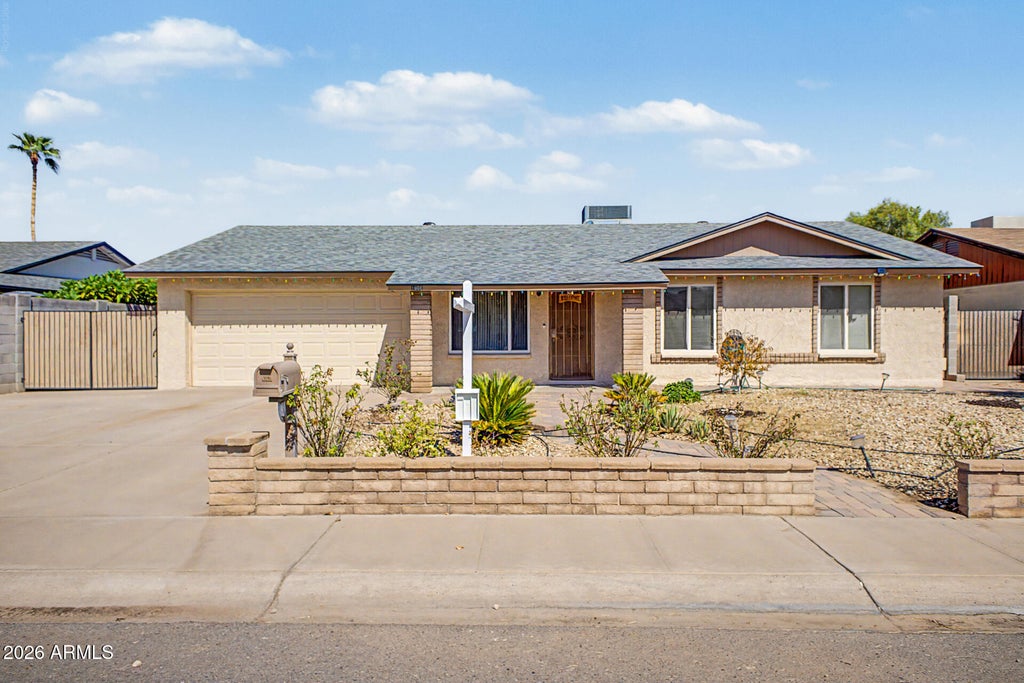 Photo of 1608 W Straford Drive, Chandler, AZ 85224 (MLS # 7079753)