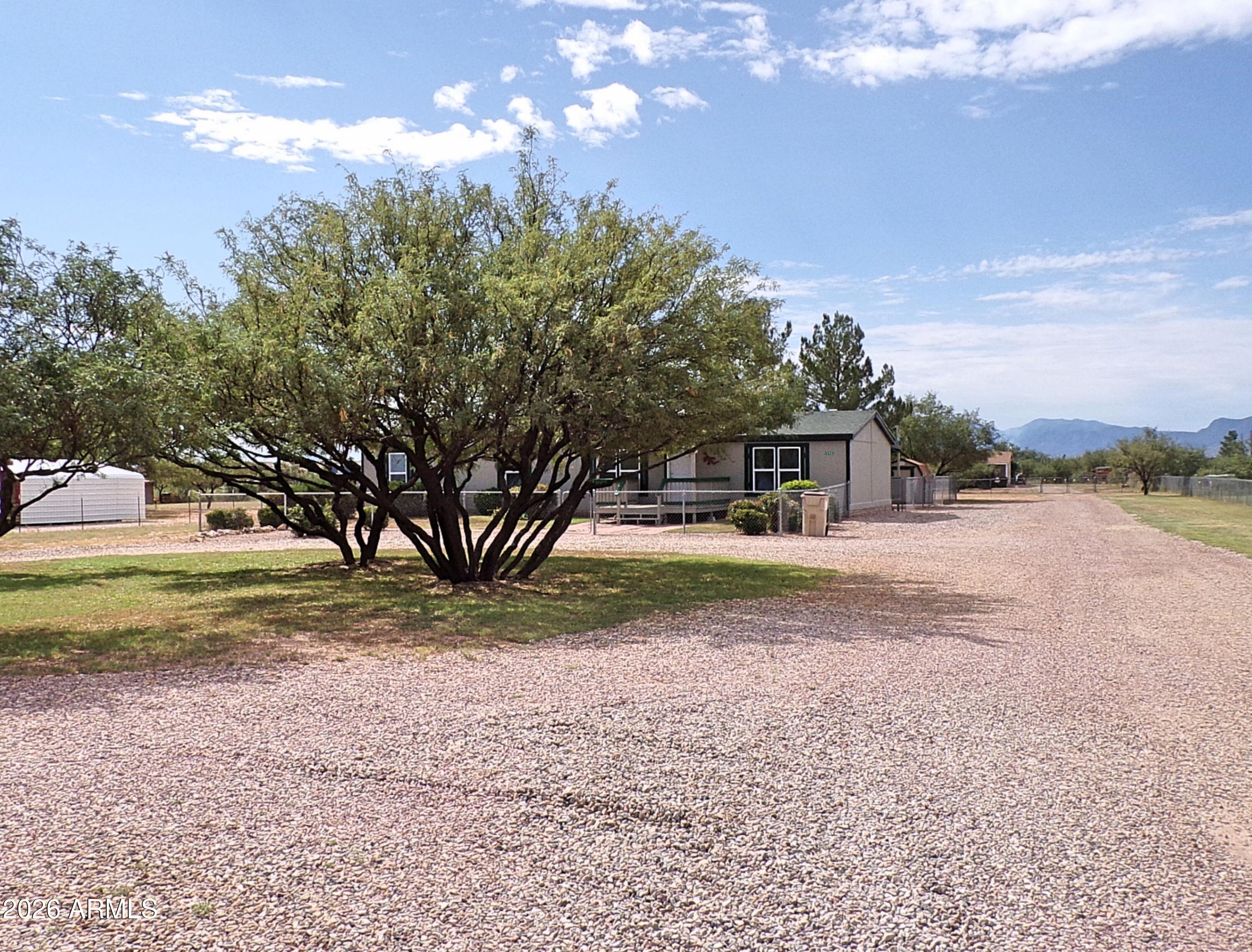 590 E CAMINO DE TUNDRA --