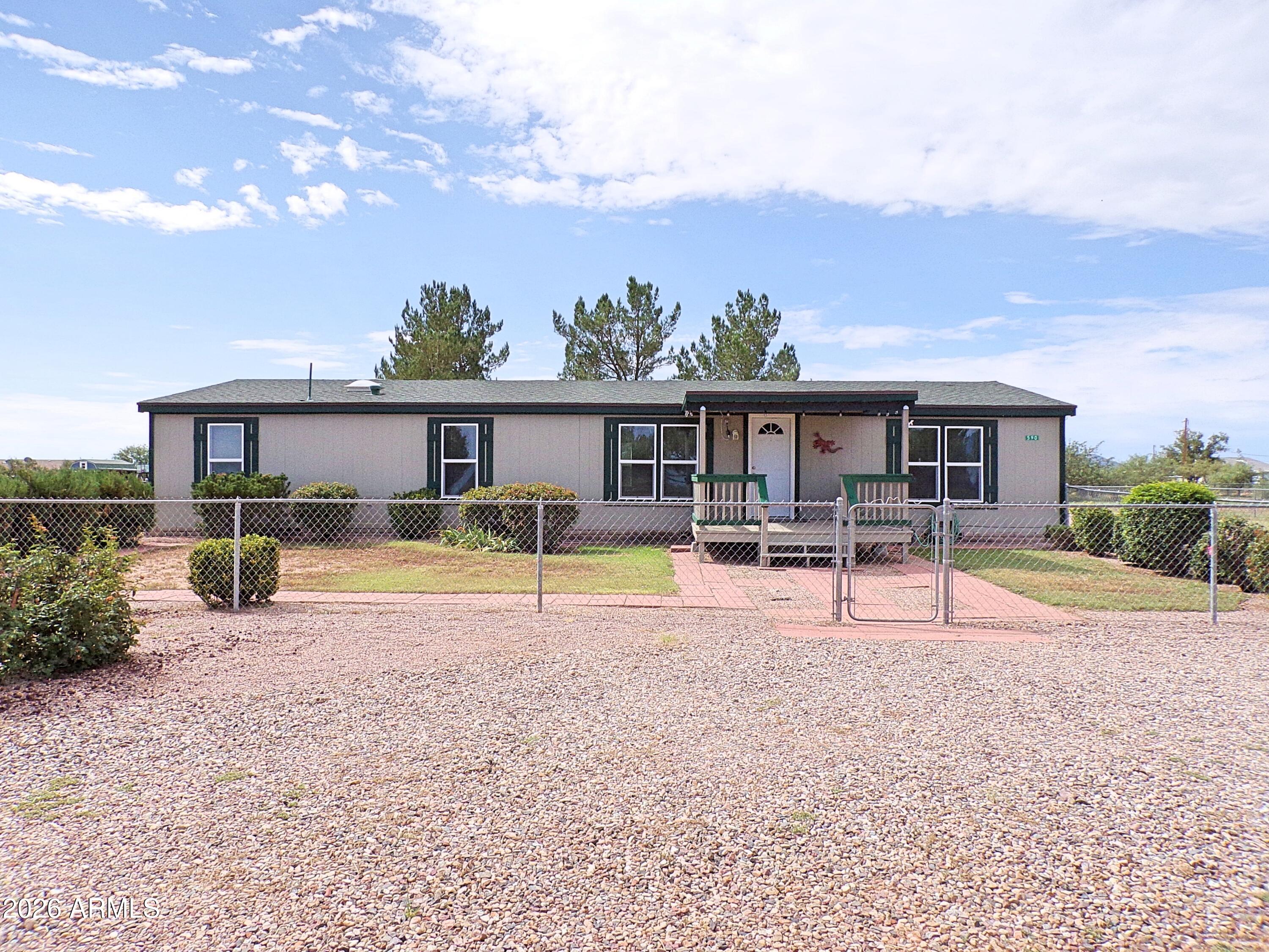 590 E CAMINO DE TUNDRA --
