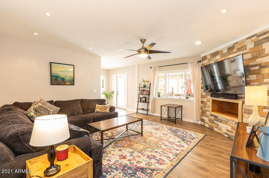 GARDEN VALLEY - Residential