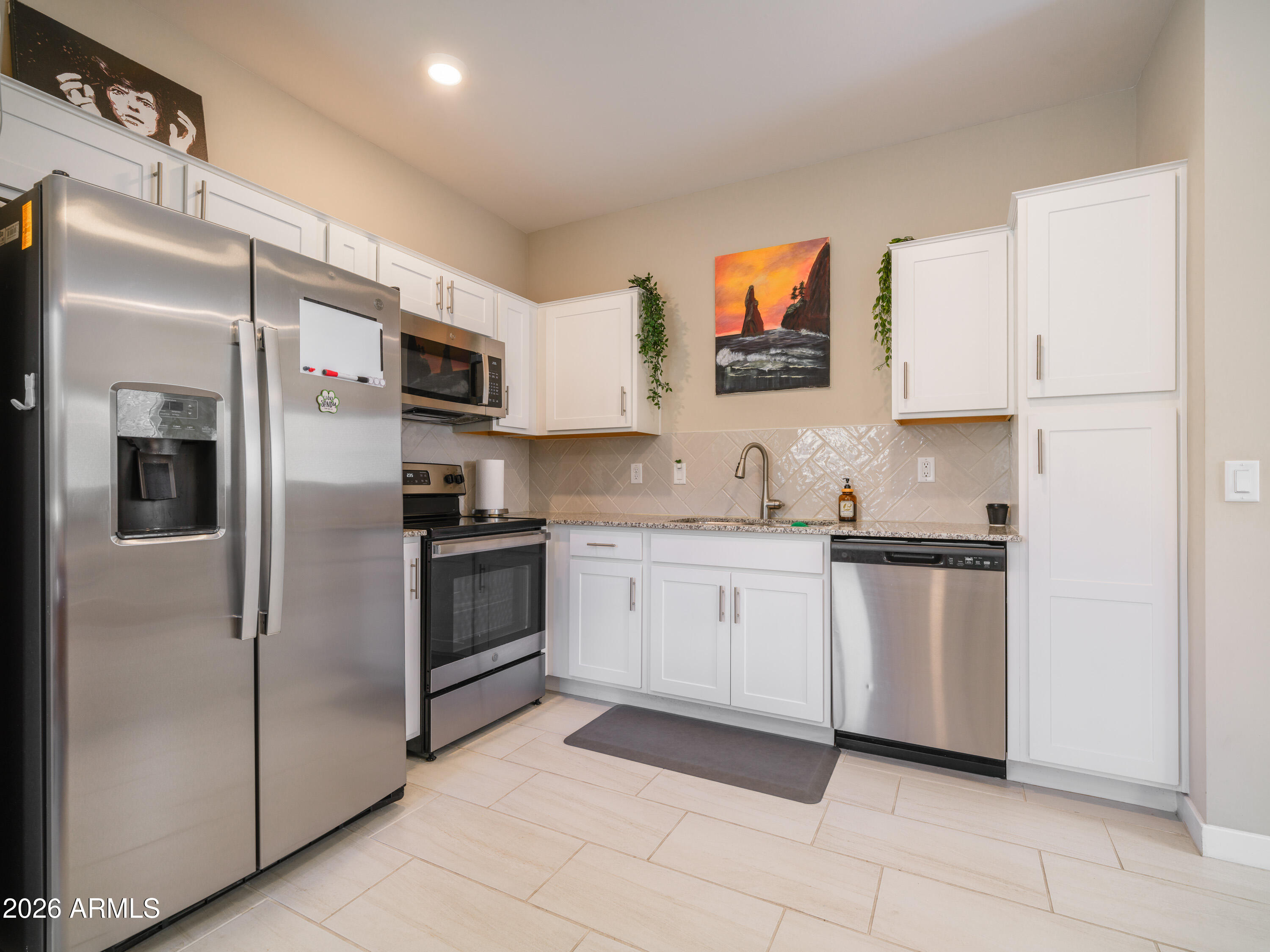 2170 W HARMONT Drive