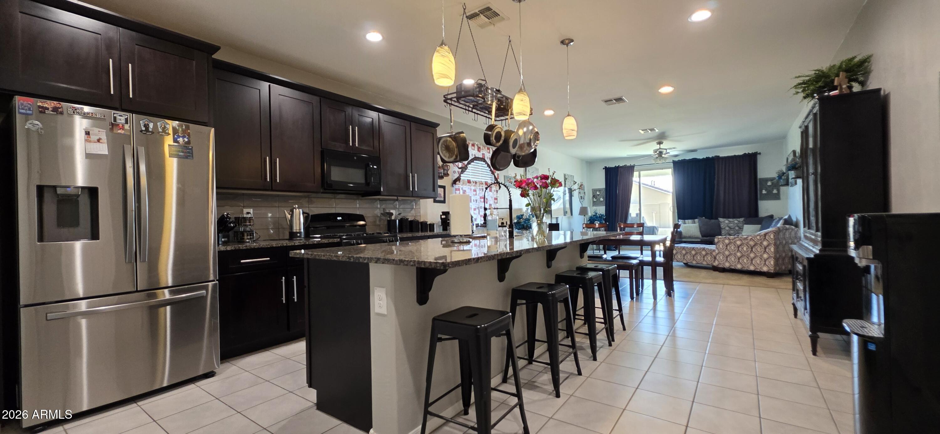 18025 W HILTON Avenue