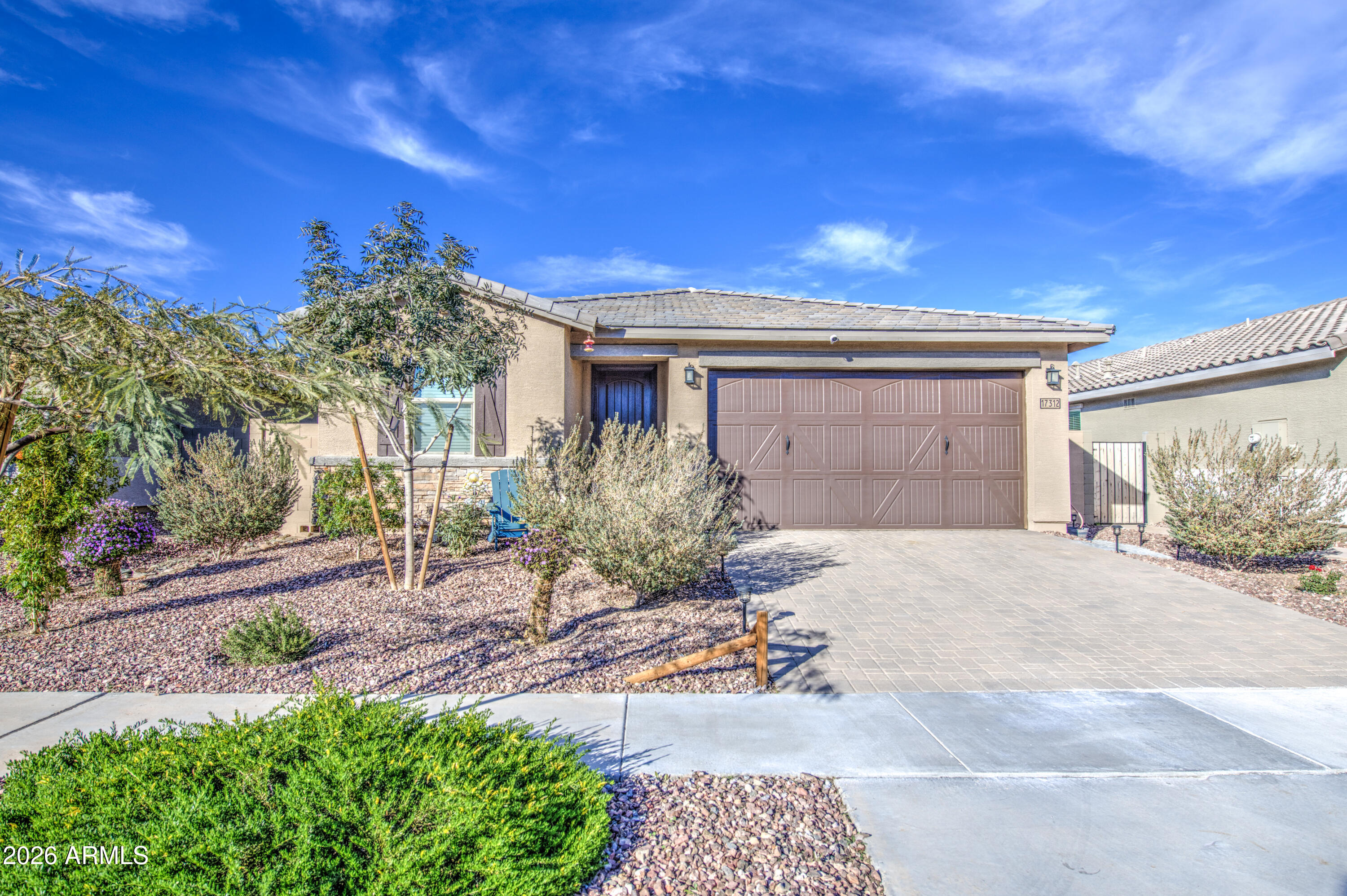 17312 W RED FOX Road