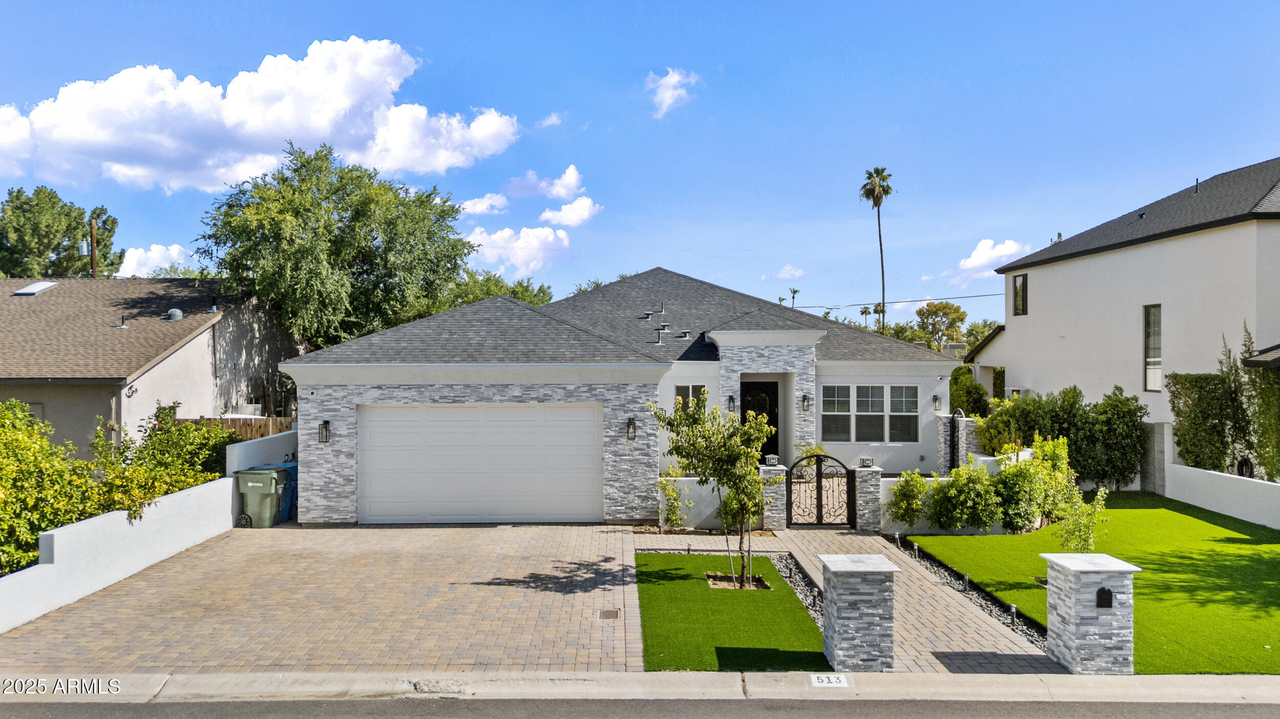 513 E HAYWARD Avenue