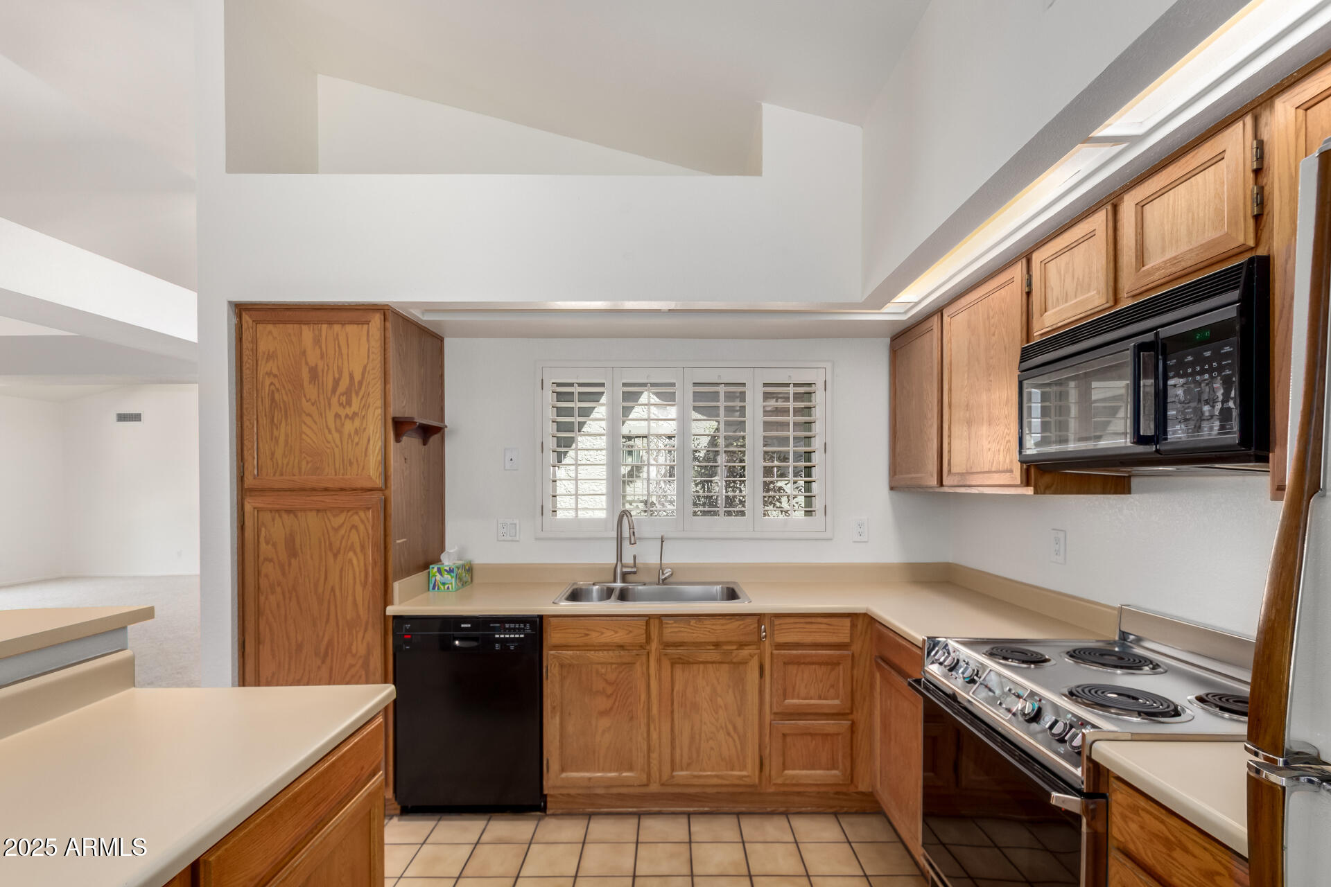930 E CITATION Lane