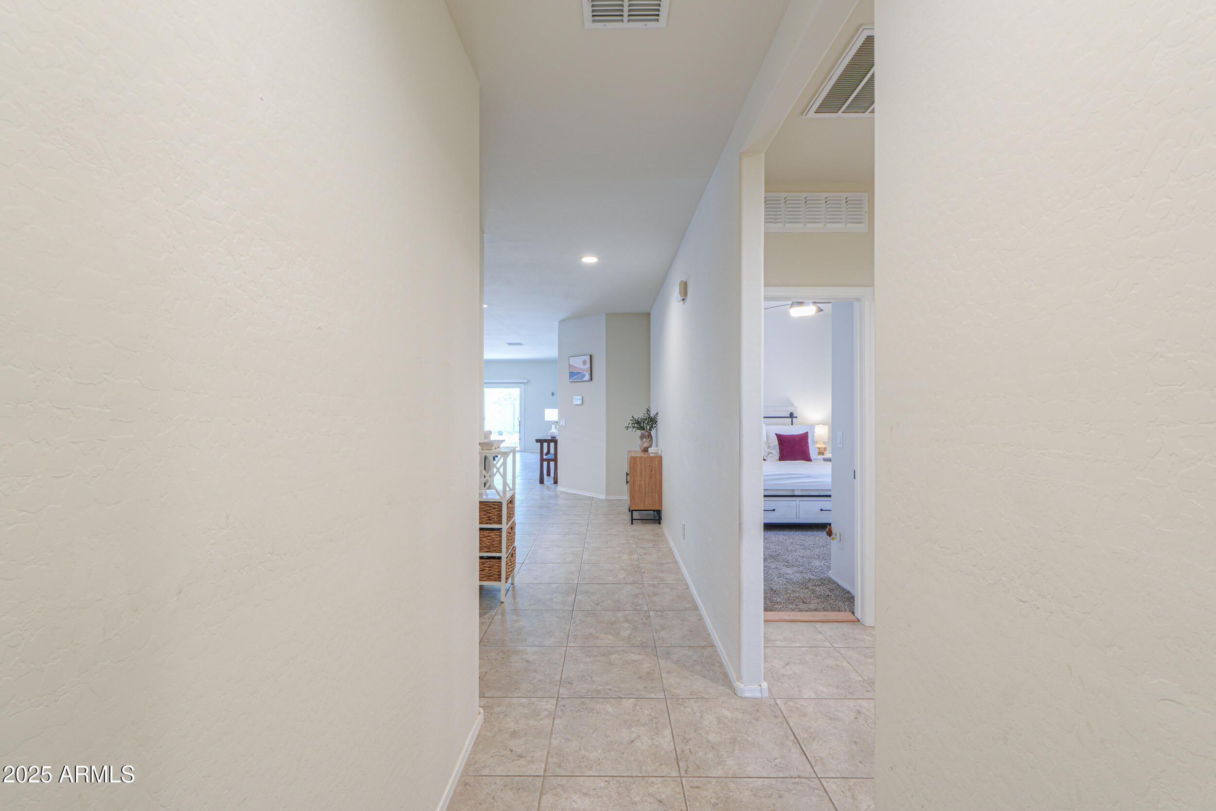 36467 W PAMPOLOMA Avenue