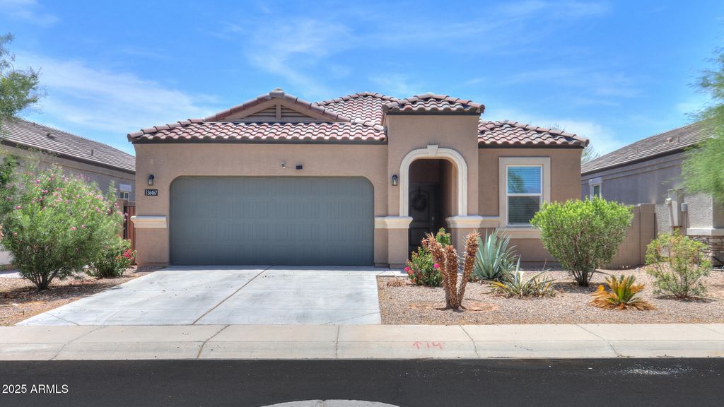 Photo of 36467 W Pampoloma Avenue, Maricopa, AZ 85138 (MLS # 6943074)
