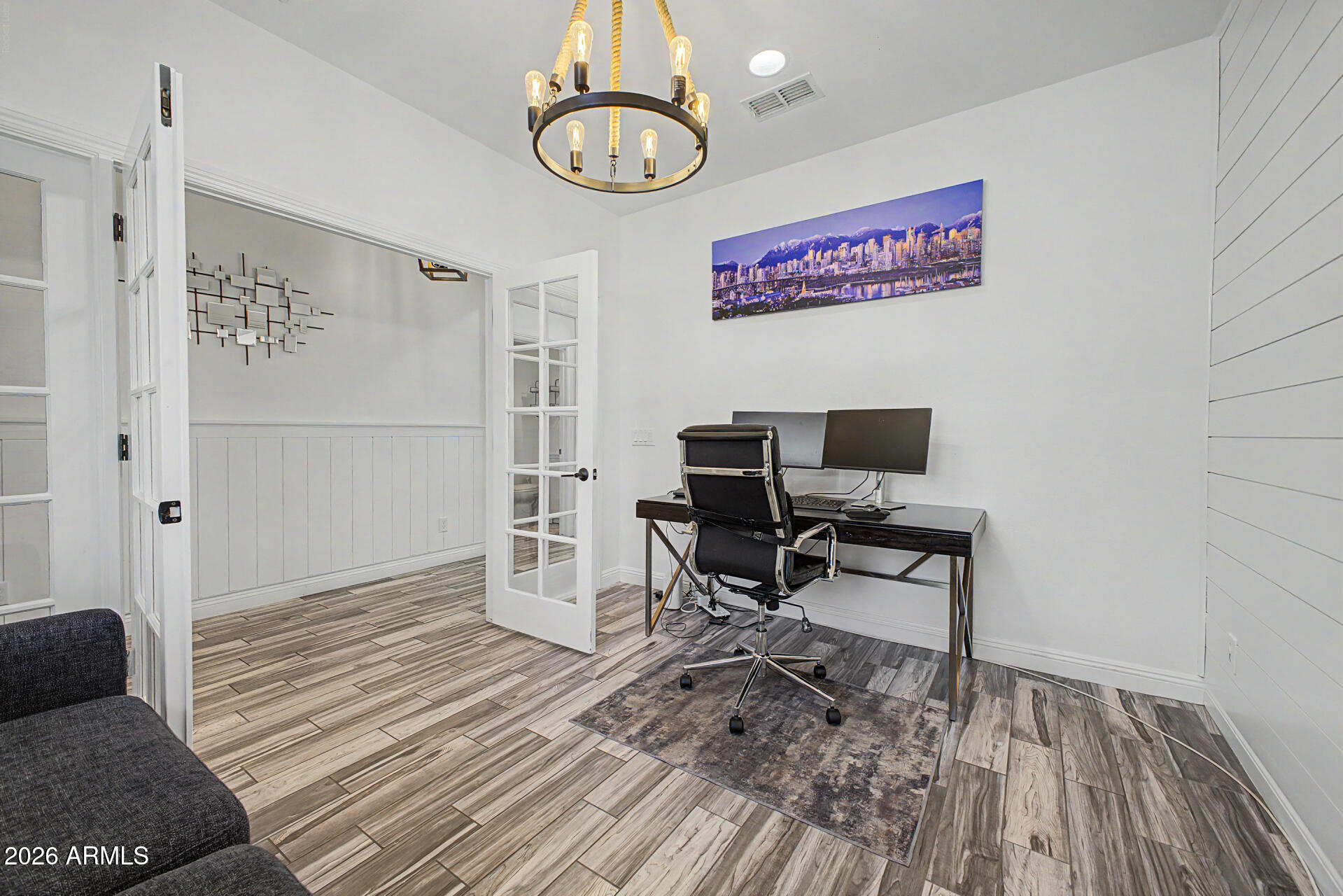 1756 W FETLOCK Trail