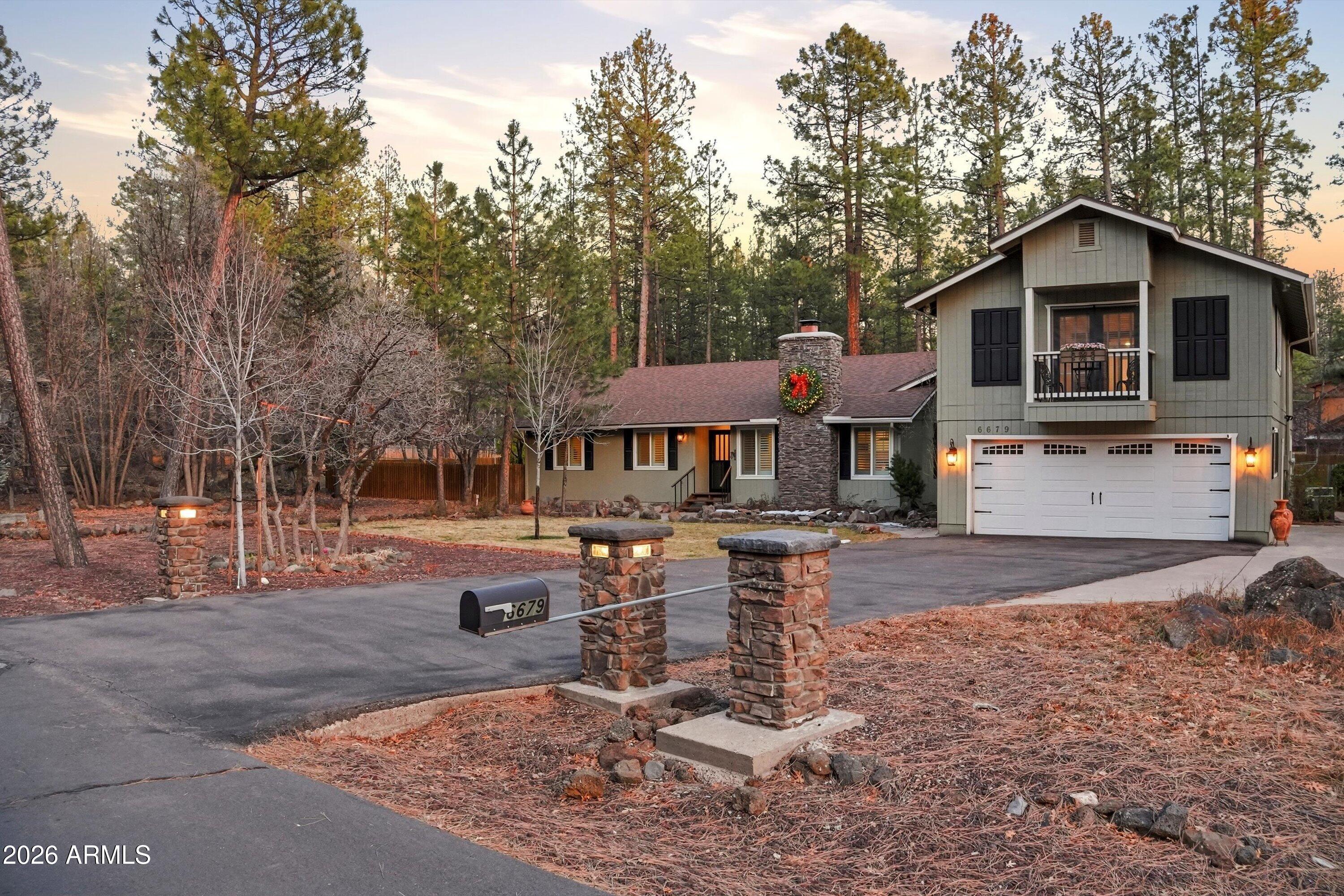PINETOP COUNTRY CLUB UNIT 1 - Residential