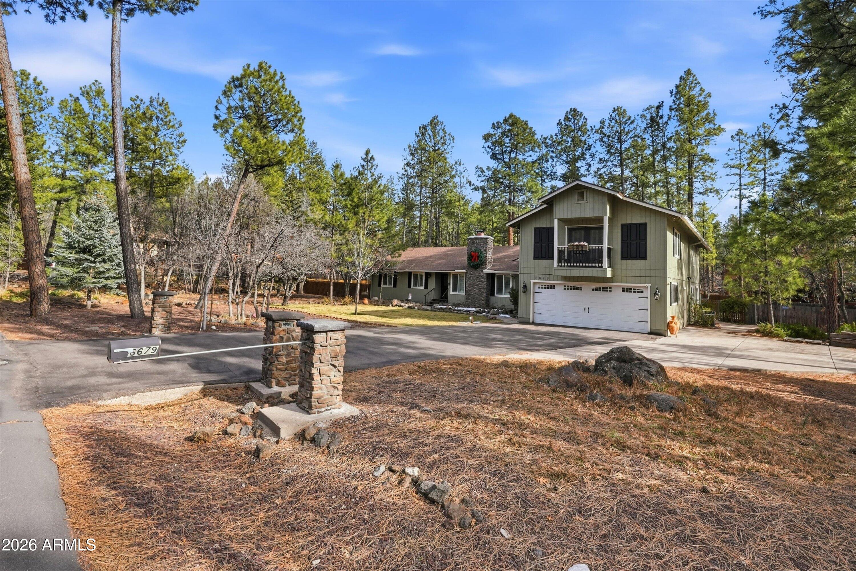 PINETOP COUNTRY CLUB UNIT 1 - Residential