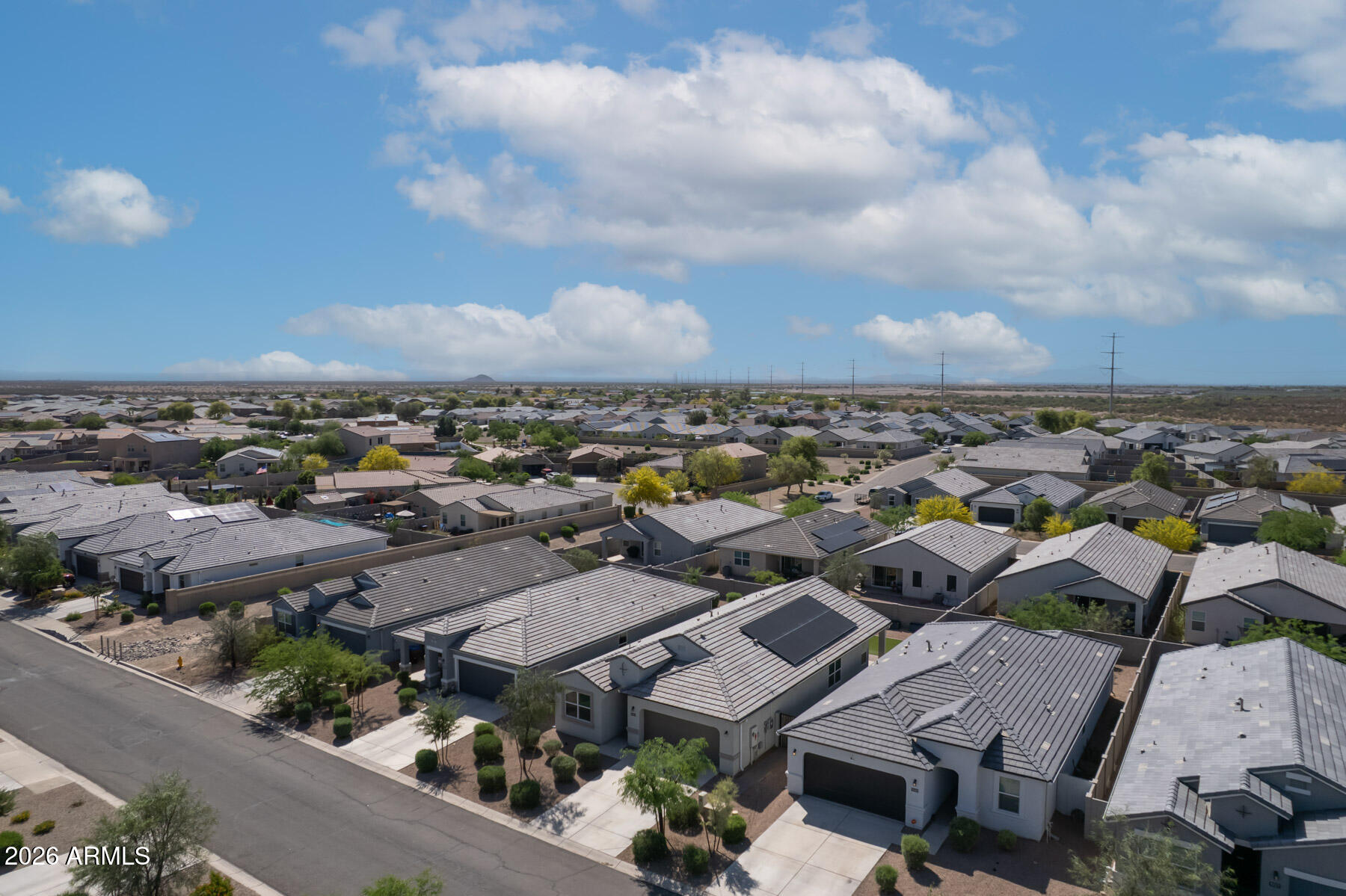 CRESTFIELD MANOR AT ARIZONA FARMS VILLAGE PAR 5 - Residential