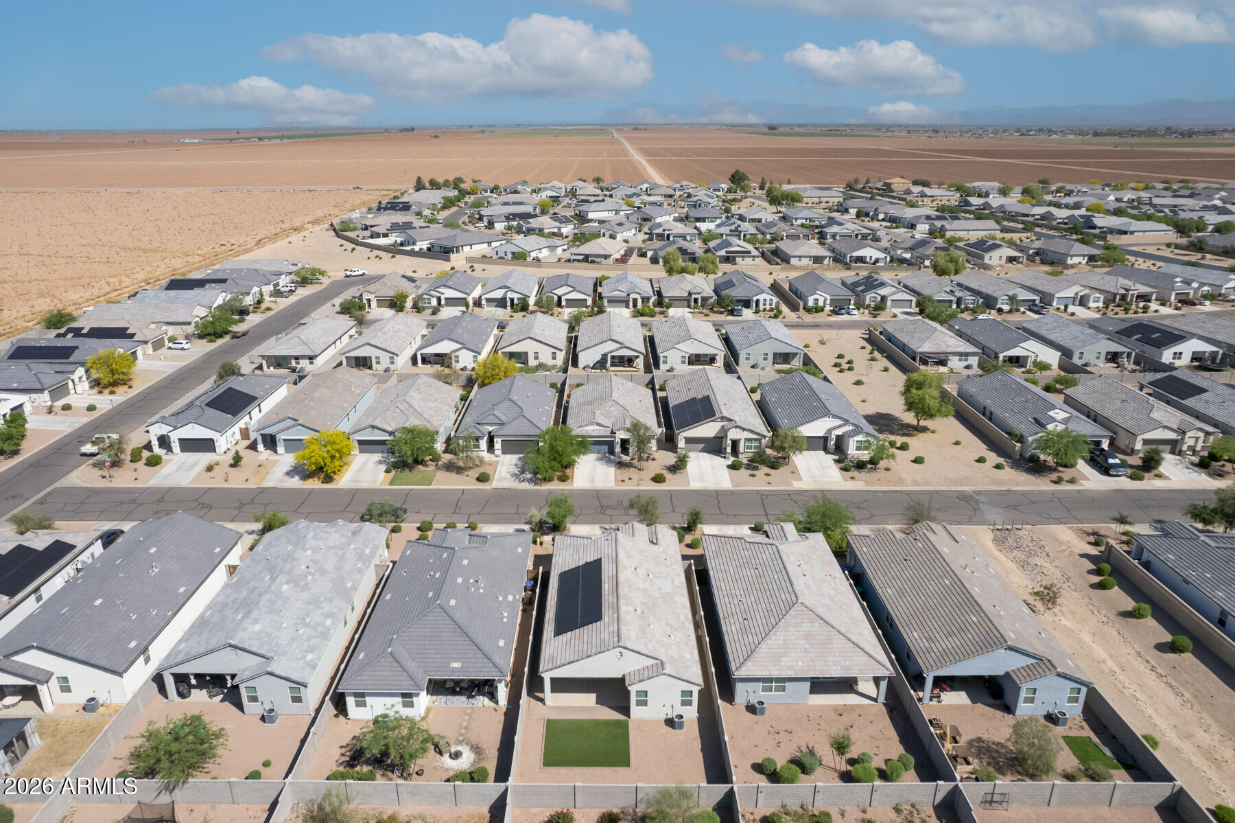 CRESTFIELD MANOR AT ARIZONA FARMS VILLAGE PAR 5 - Residential