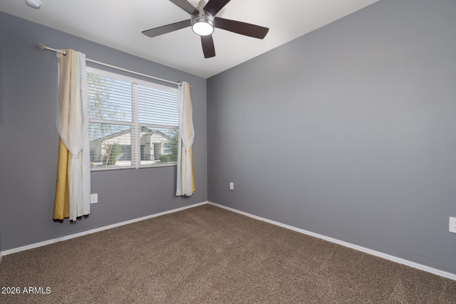 CRESTFIELD MANOR AT ARIZONA FARMS VILLAGE PAR 5 - Residential