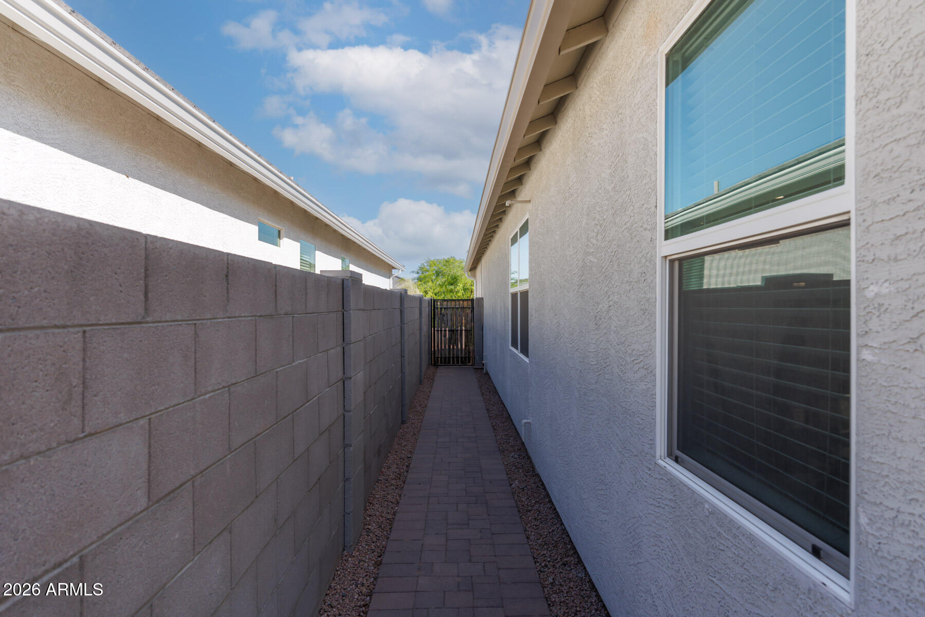 CRESTFIELD MANOR AT ARIZONA FARMS VILLAGE PAR 5 - Residential