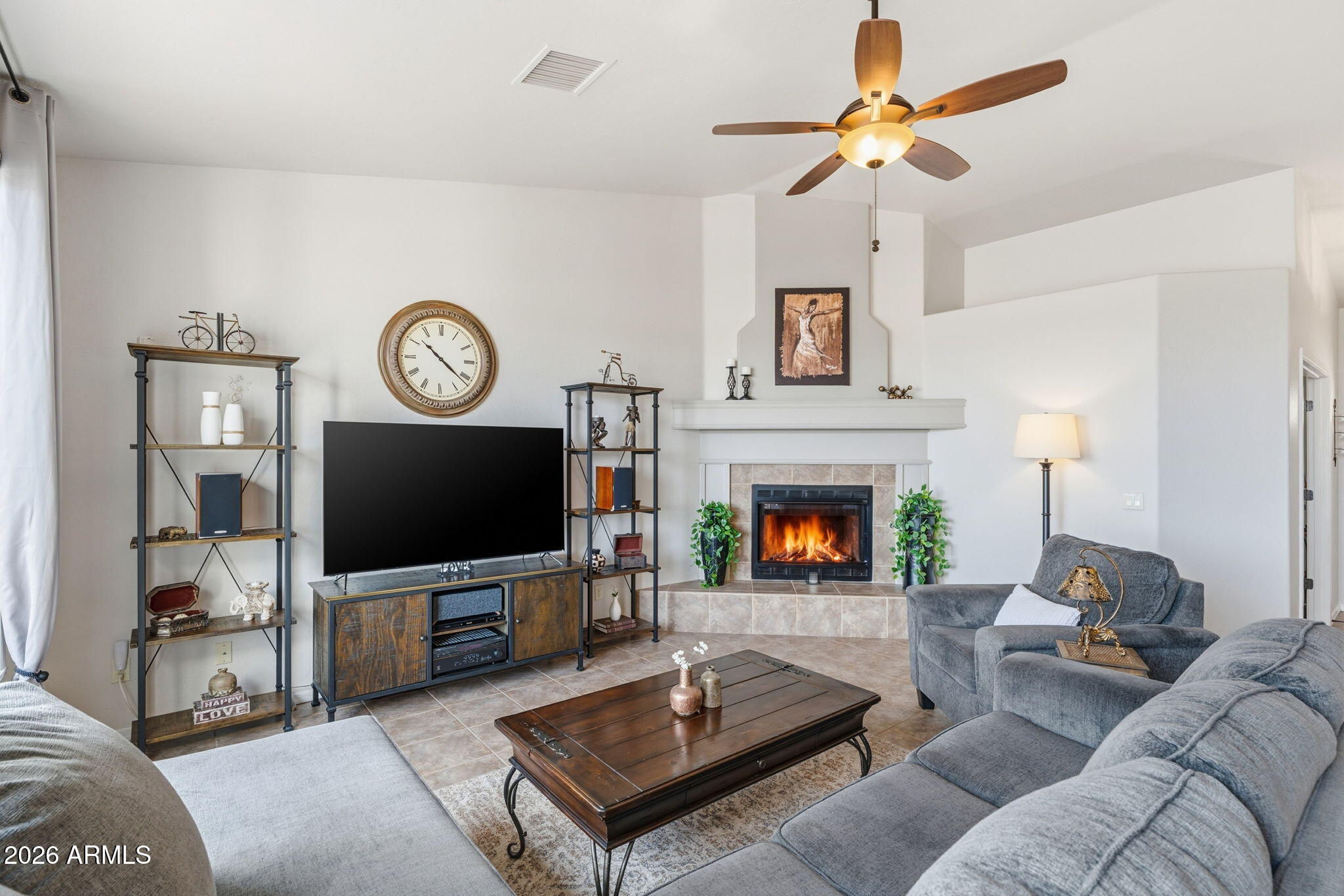 5831 E SILVER LEAF Court