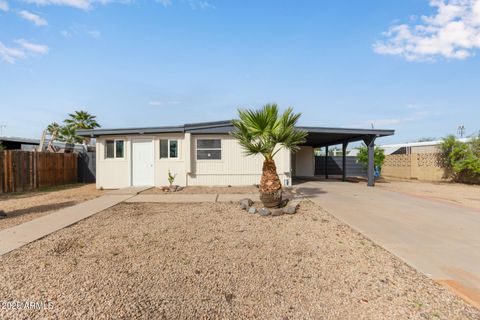 422 E WAGONER Road Phoenix AZ 85022