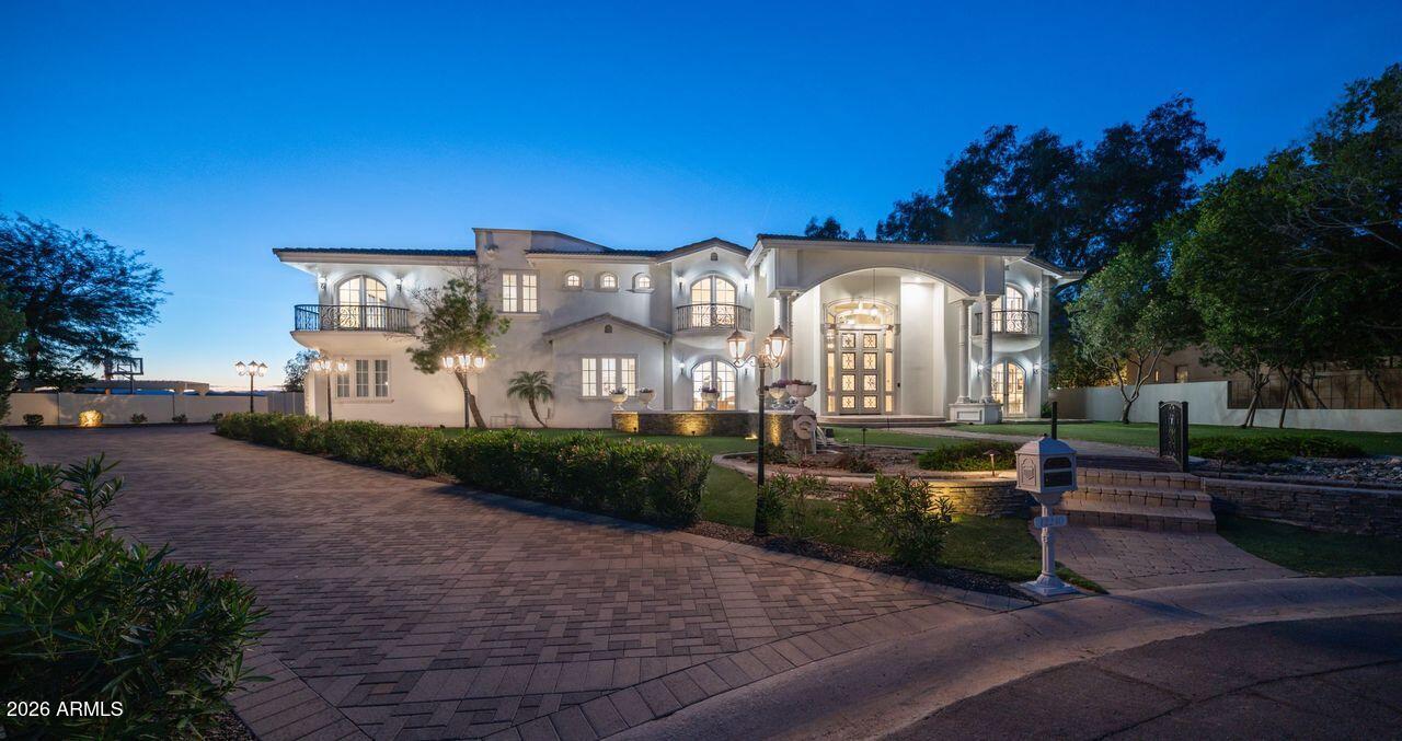 12240 S HONAH LEE Court