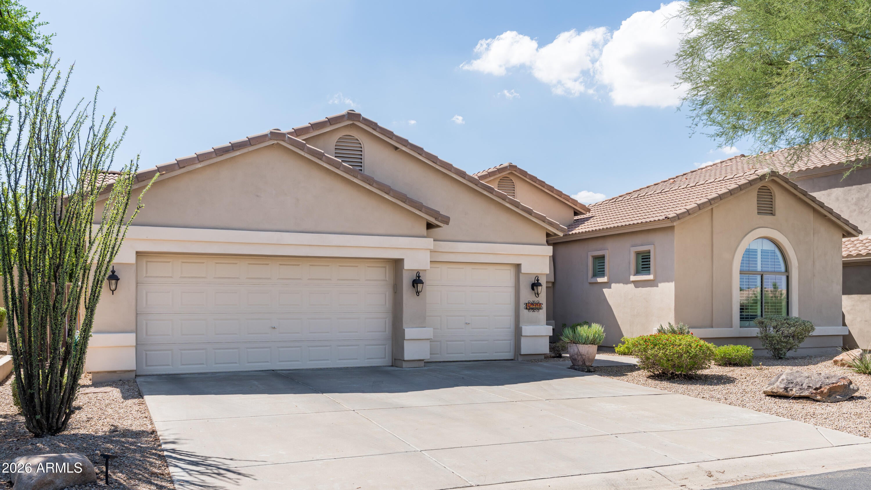 4211 E DESERT FOREST Trail