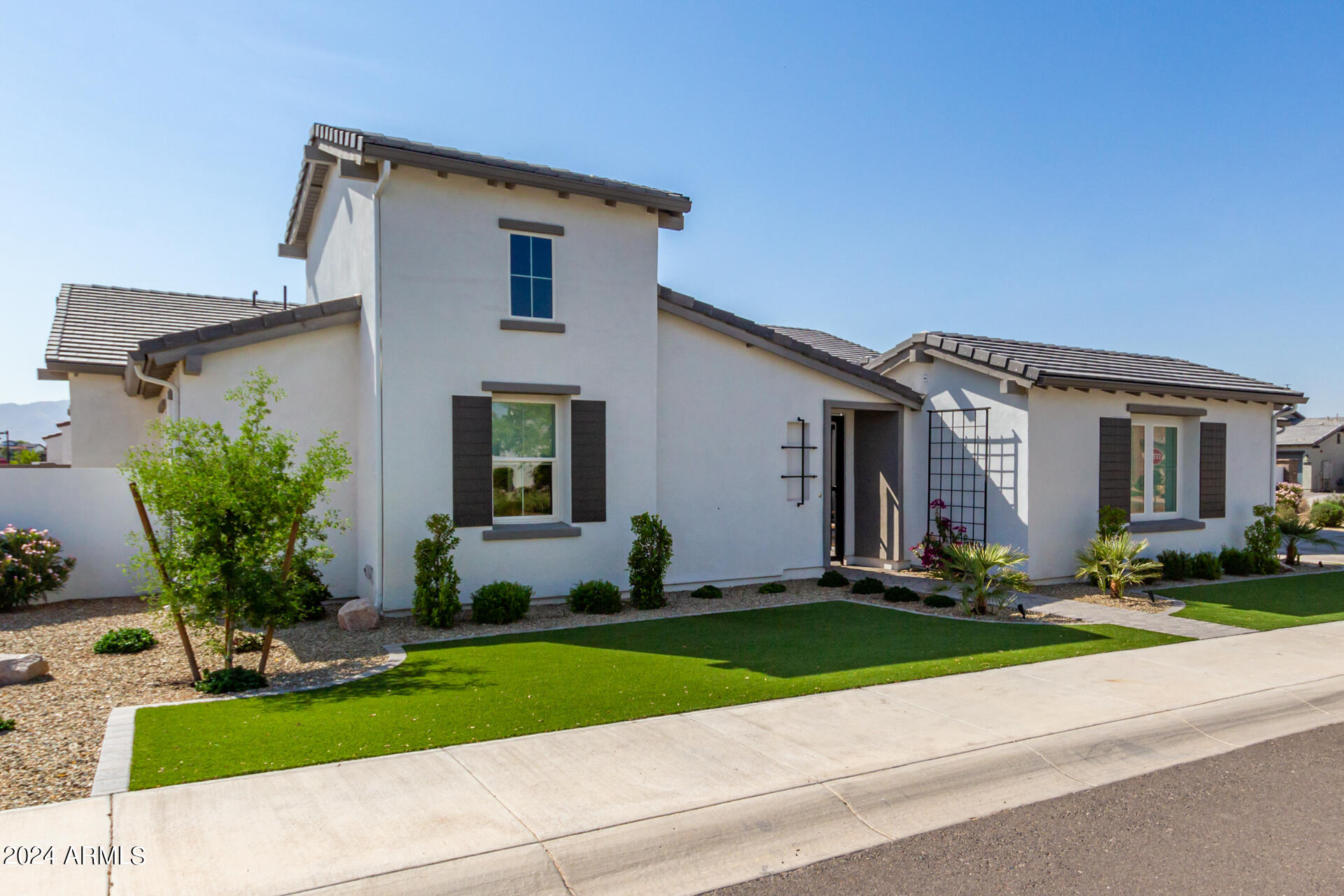 17437 W MONTPELIER Street