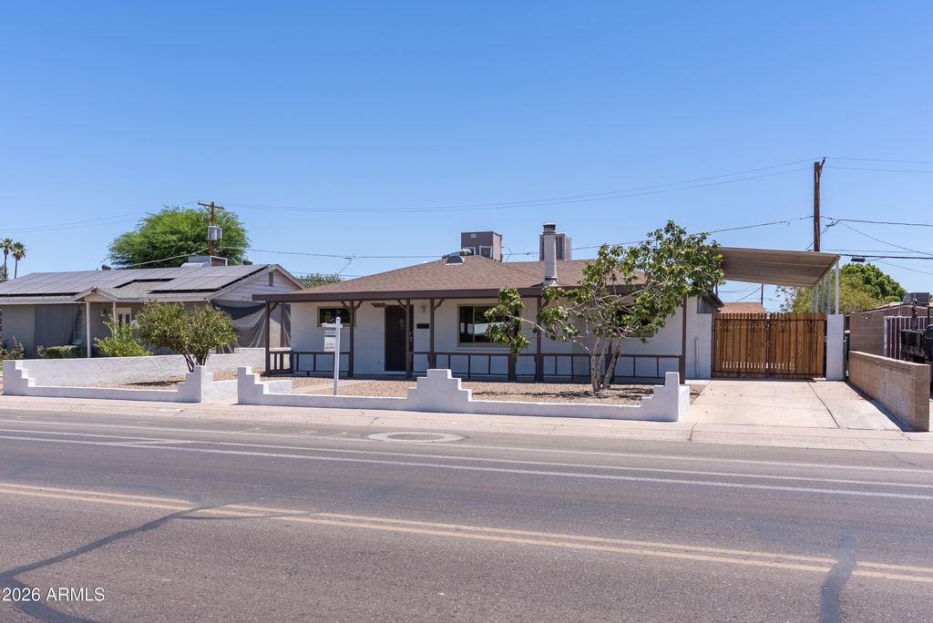 Photo of 8815 N 31st Avenue, Phoenix, AZ 85051 (MLS # 7053598)