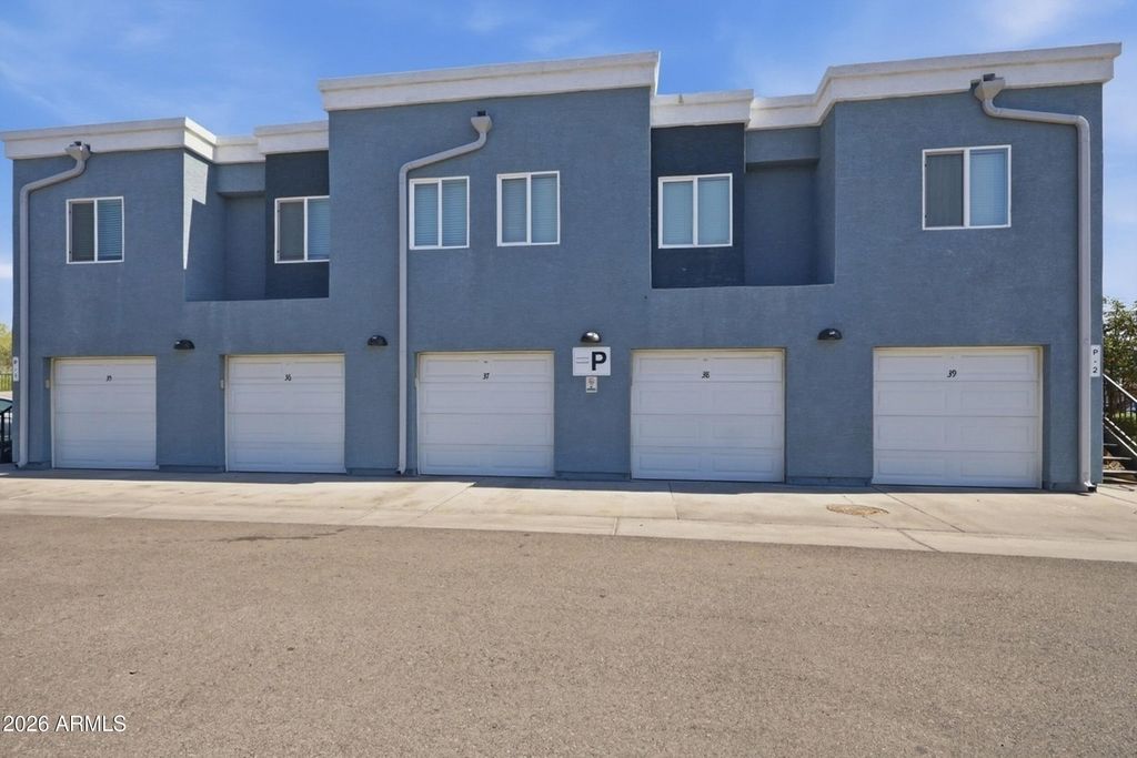 Photo of 12945 W Greenway Road #P, El Mirage, AZ 85335 (MLS # 6998097)