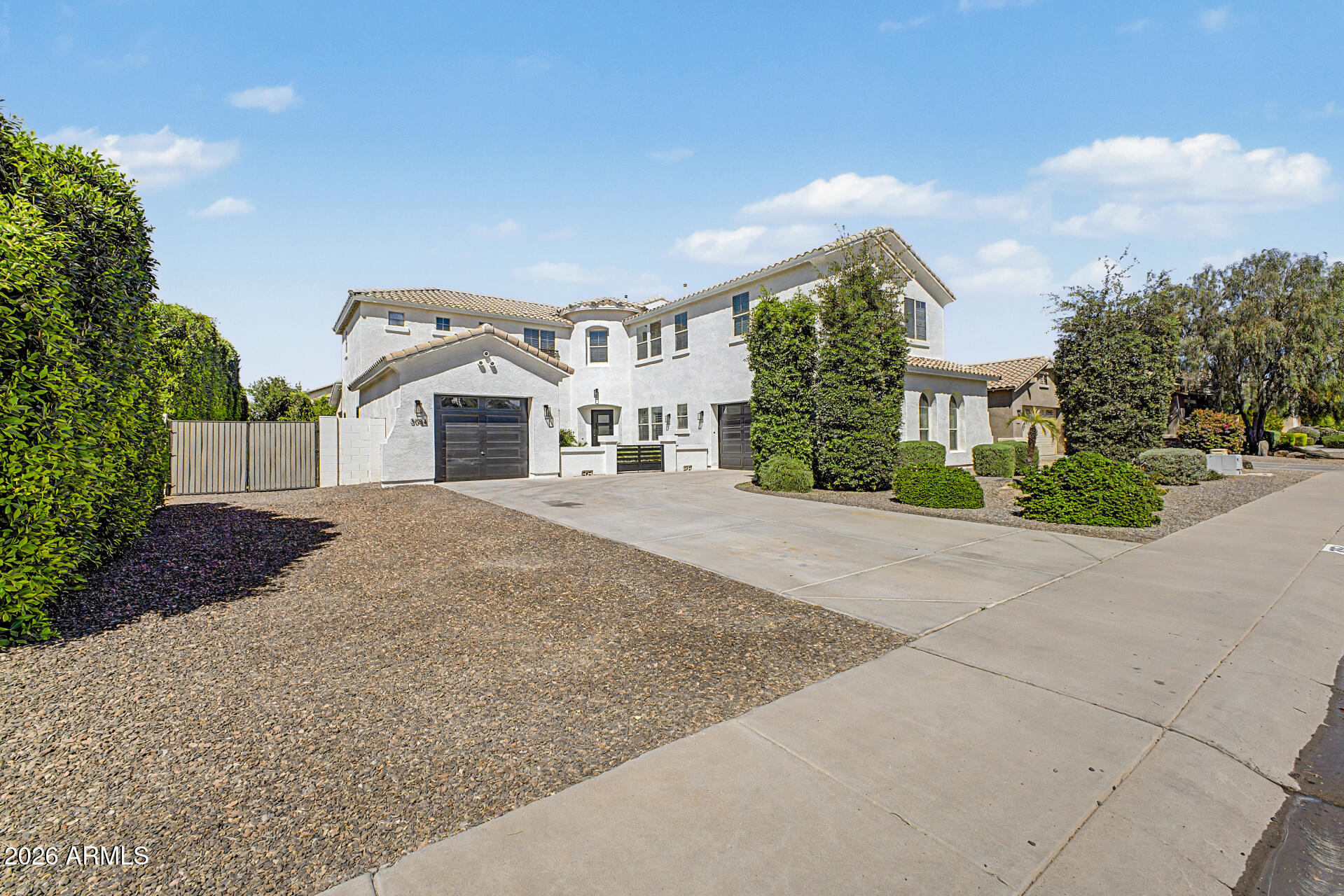 3054 E KINGBIRD Drive