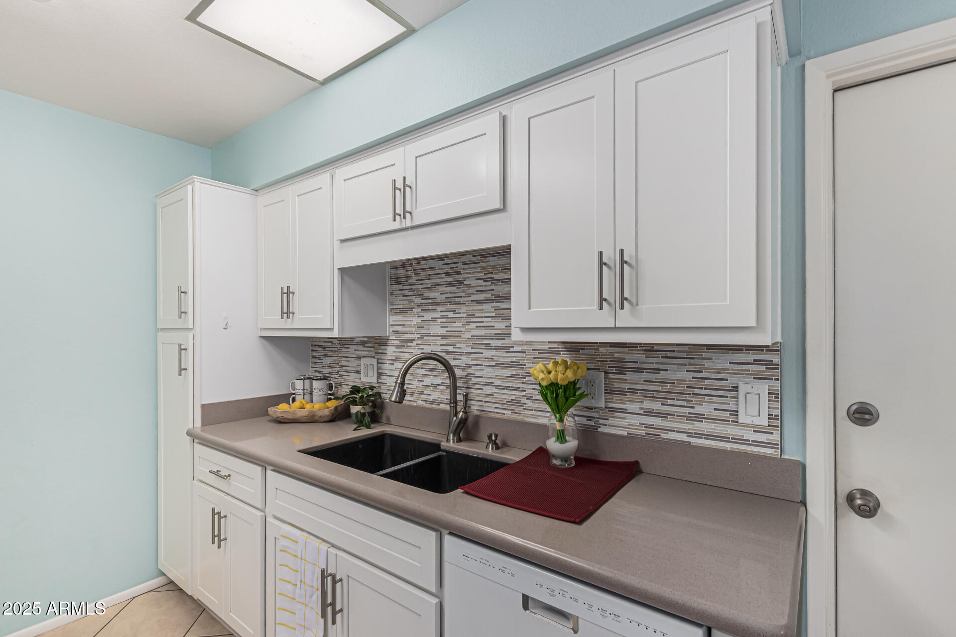 10019 W THUNDERBIRD Boulevard