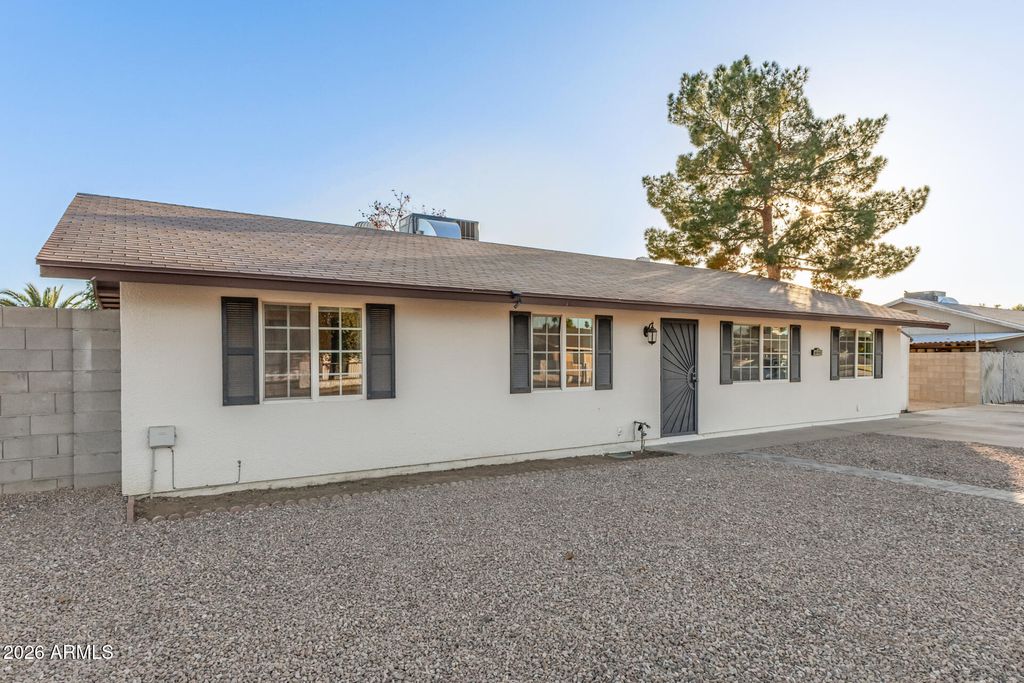 Photo of 8111 E Jerome Avenue, Mesa, AZ 85209 (MLS # 6977897)