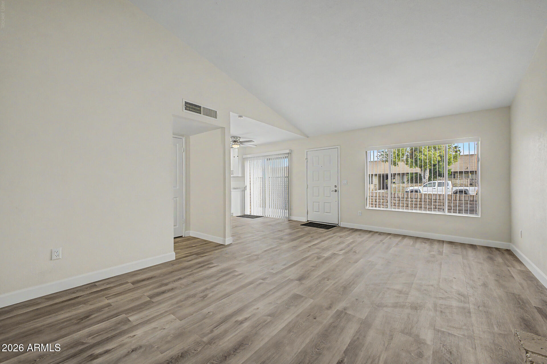 108 W LOMA VISTA Drive 101