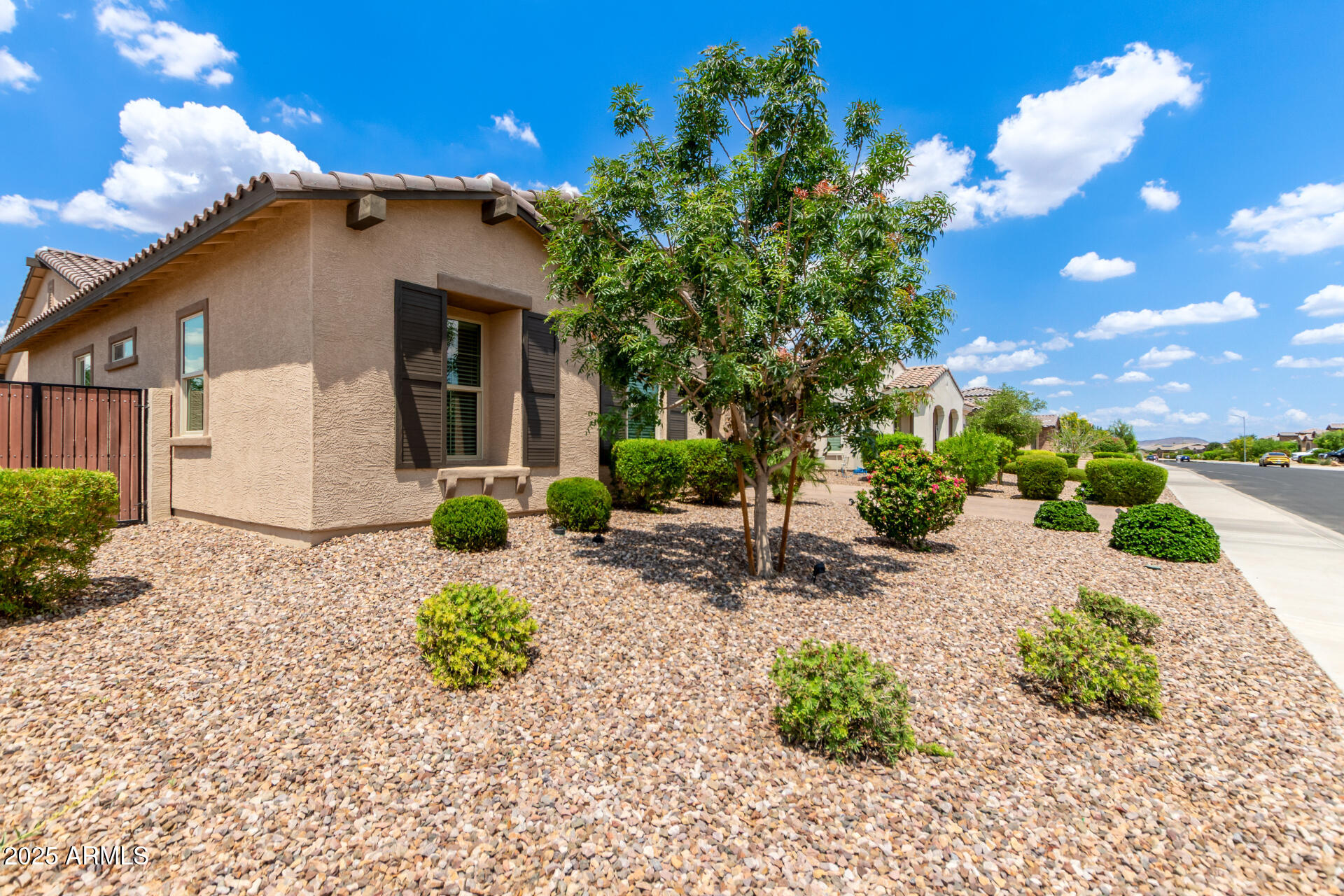 9452 W PARKSIDE Lane