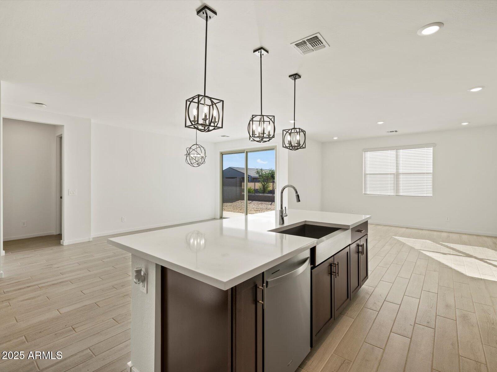 15995 W PRICKLY PEAR Trail