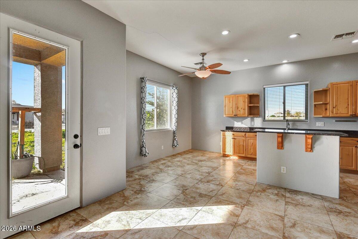 25535 W HUNTER Drive