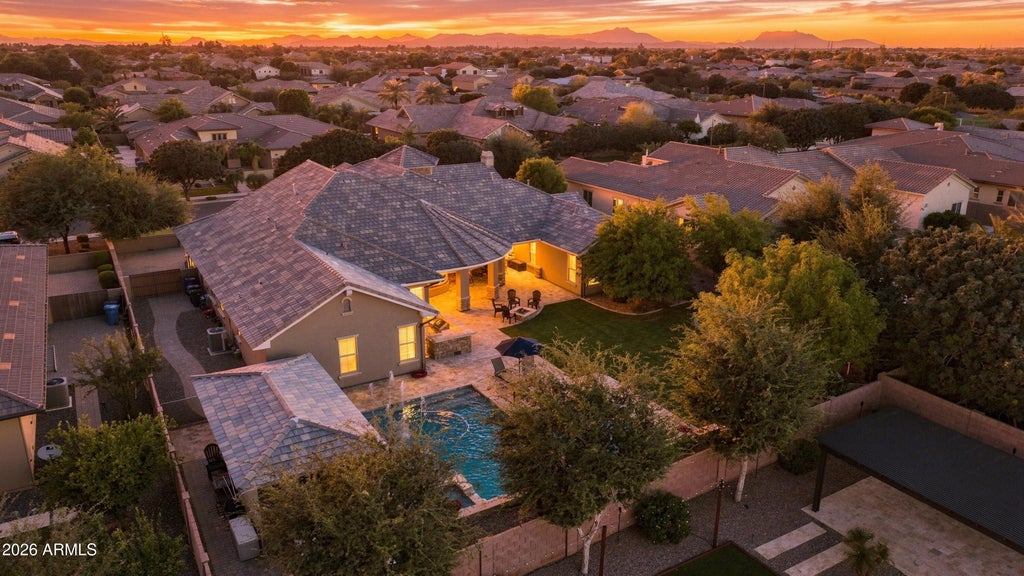 Photo of 2103 E Crescent Way, Gilbert, AZ 85298 (MLS # 7085981)