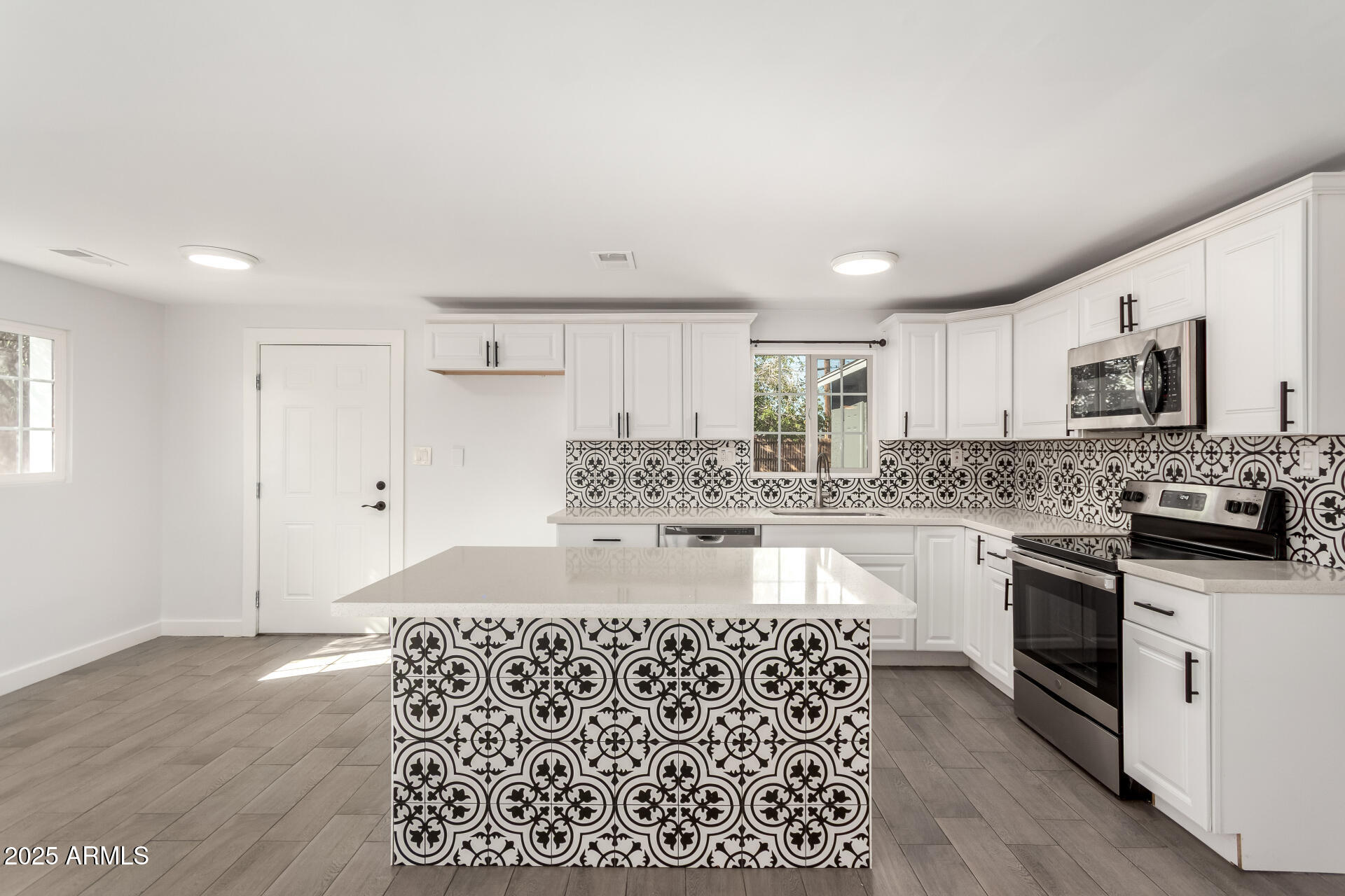 Homes for Sale in Queen Creek Arizona 4 240 N MONTE VISTA Street