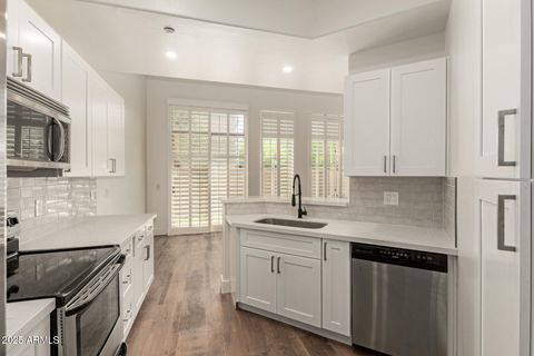 2019 E CAMPBELL Avenue 110 Phoenix AZ 85016
