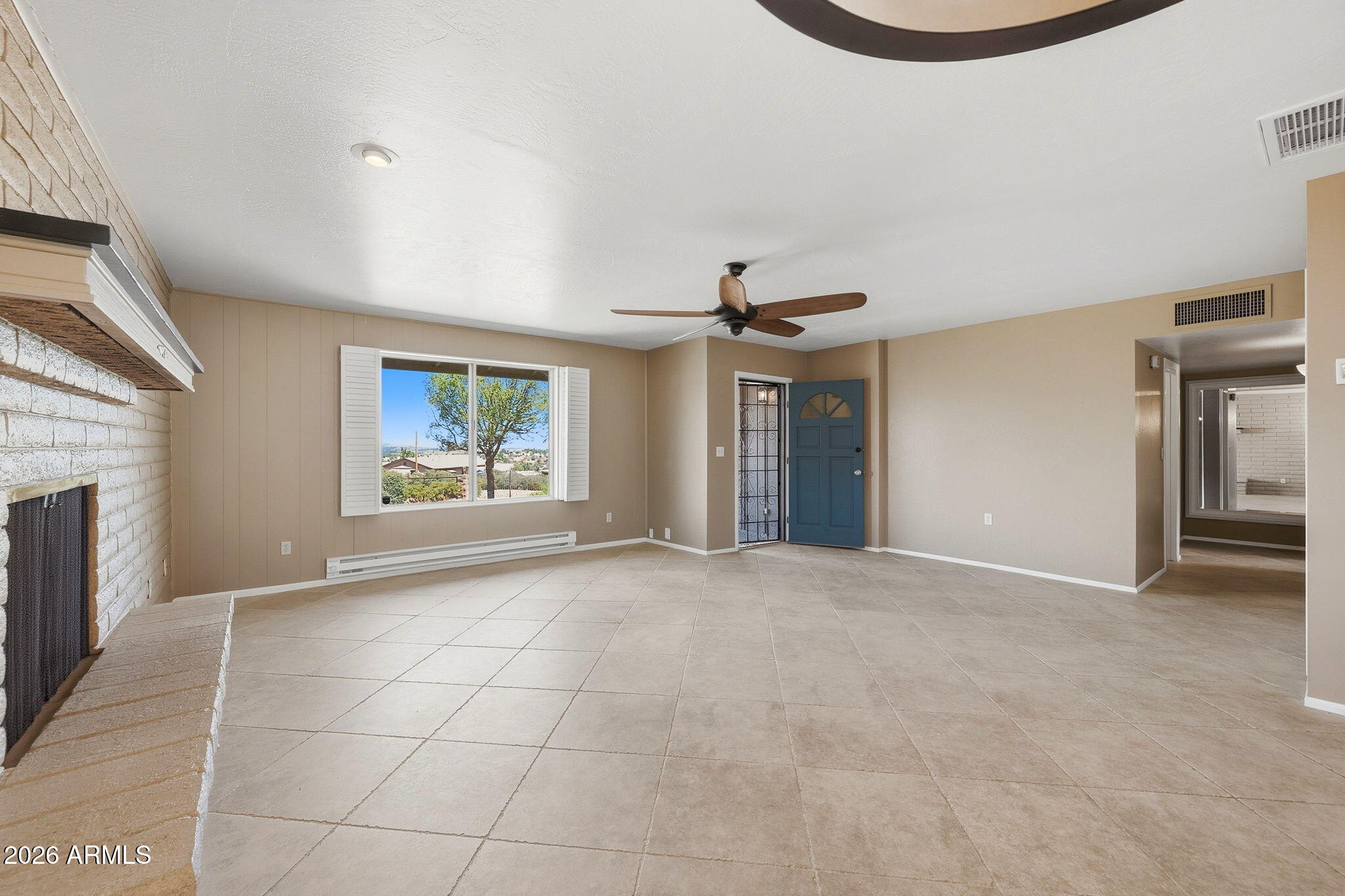 LAZY RIVER ACRES - Residential