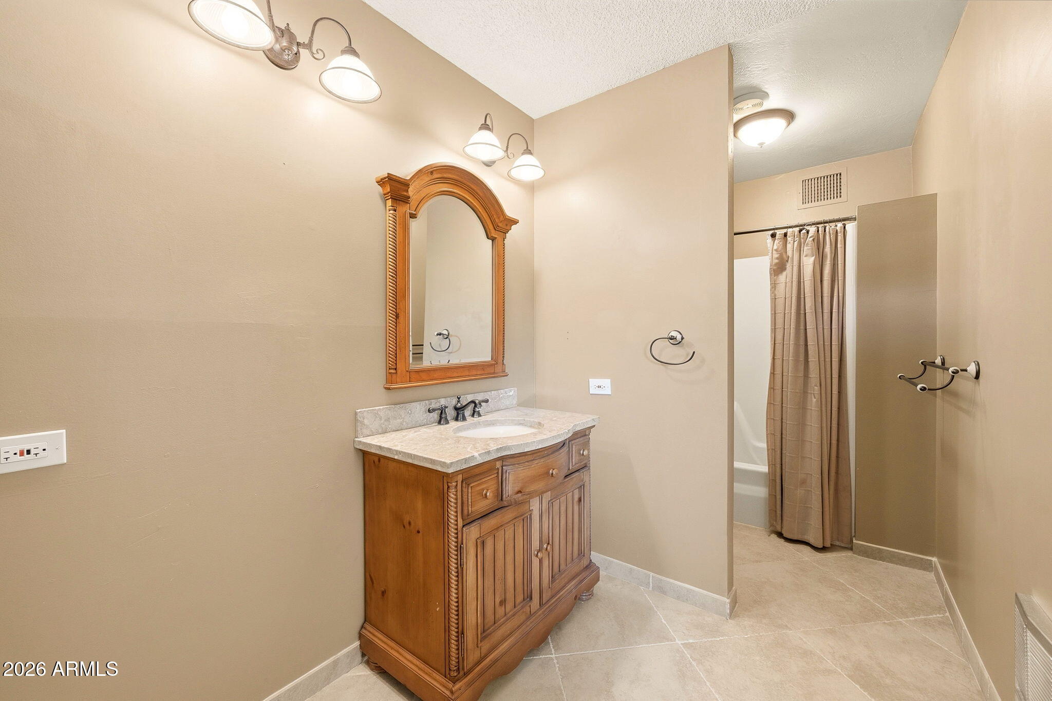LAZY RIVER ACRES - Residential