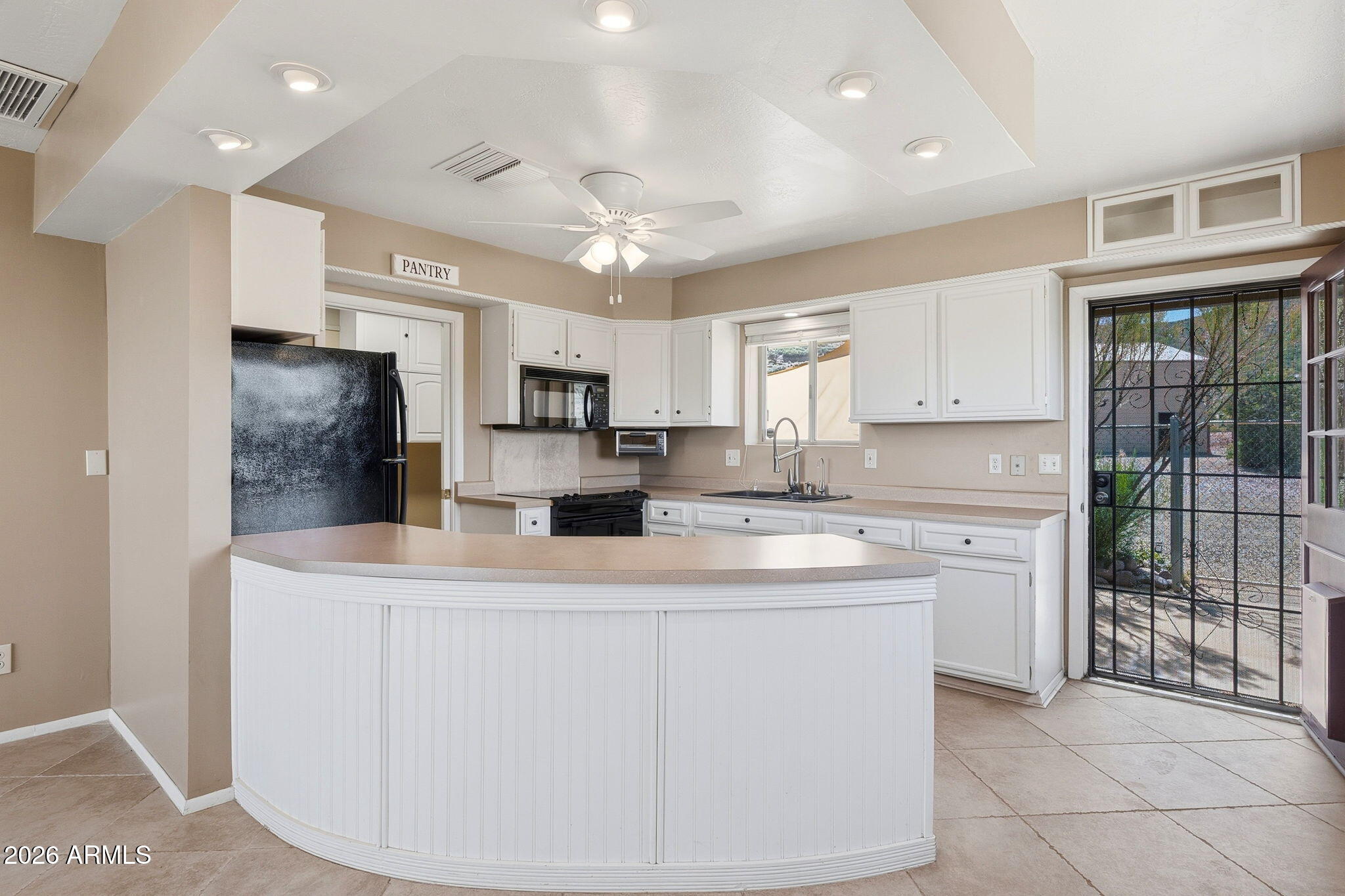LAZY RIVER ACRES - Residential