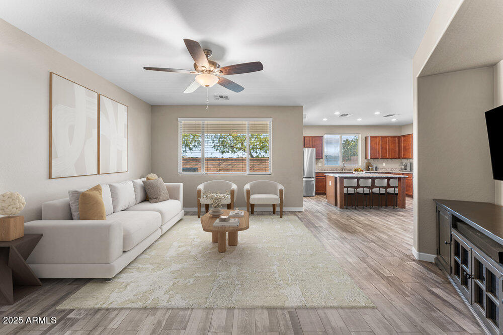 5871 S PARKCREST Street