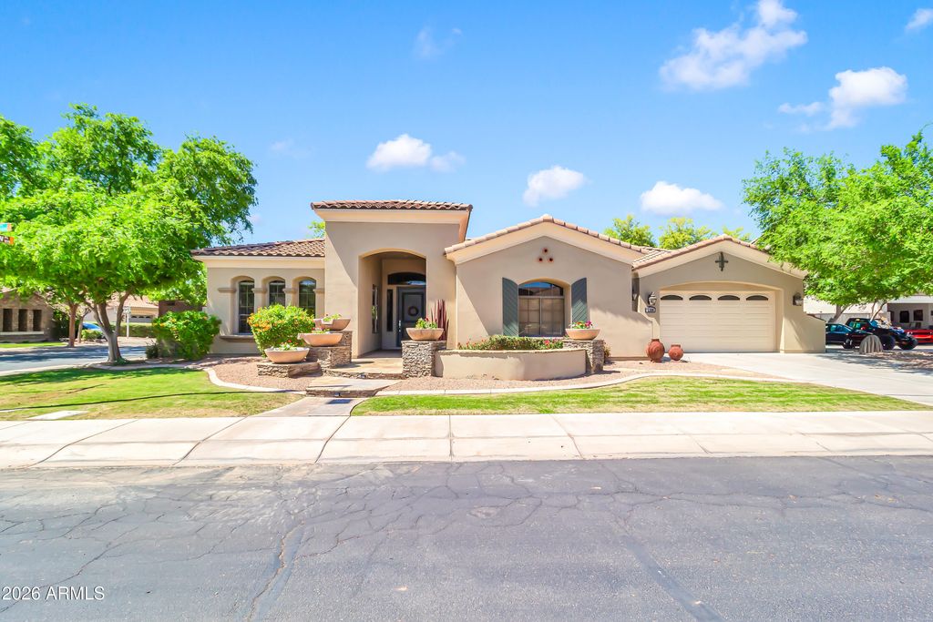 Photo of 2290 S Emerson Place, Chandler, AZ 85286 (MLS # 7009250)