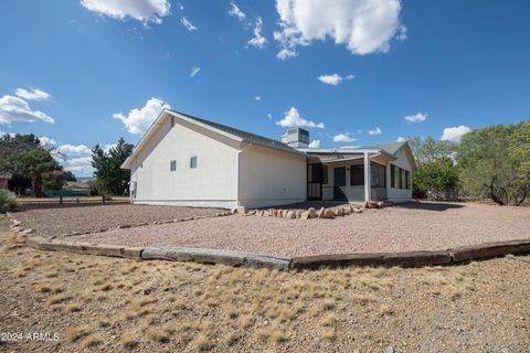 A home in Dewey