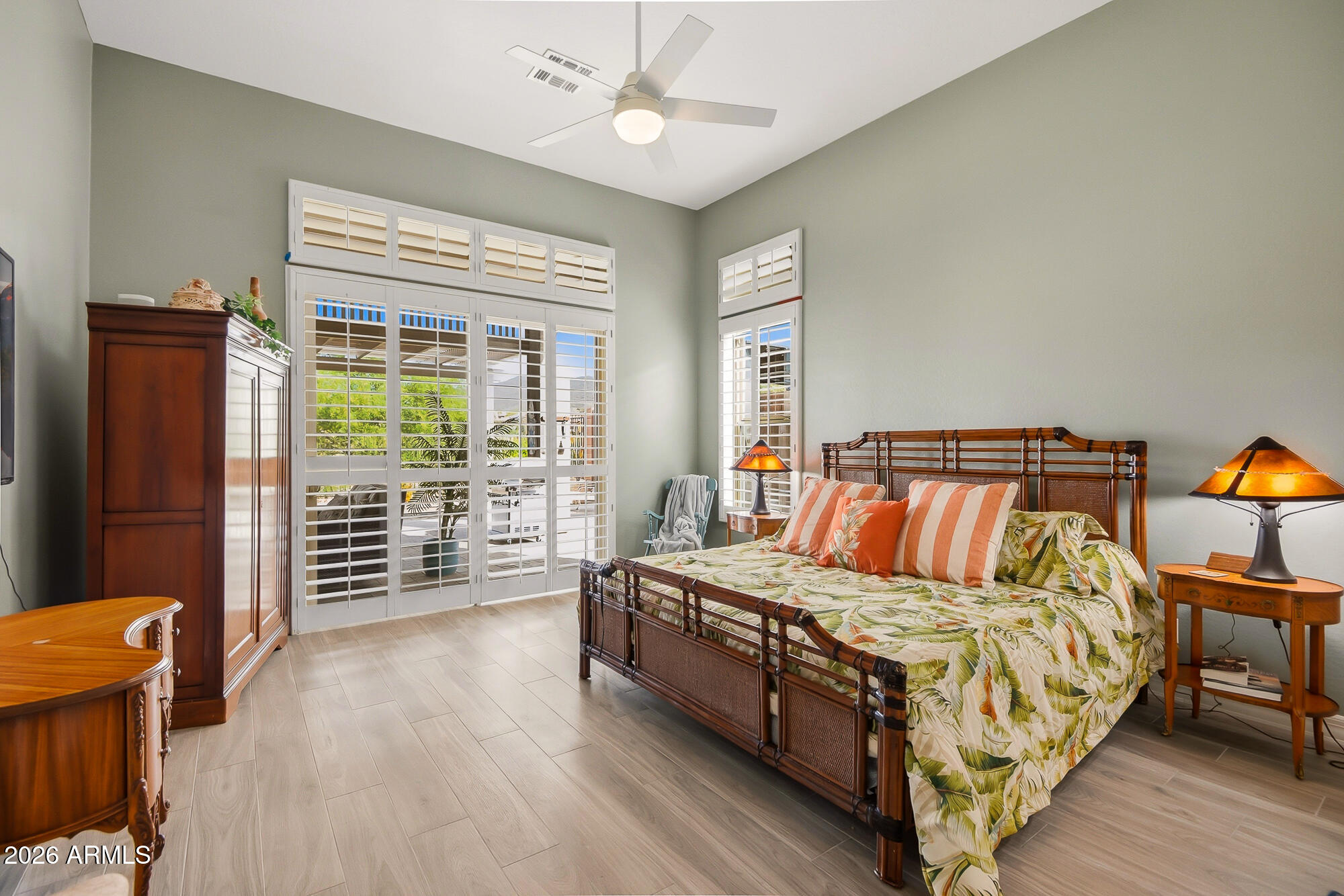 ANTHEM UNIT 24 - Residential