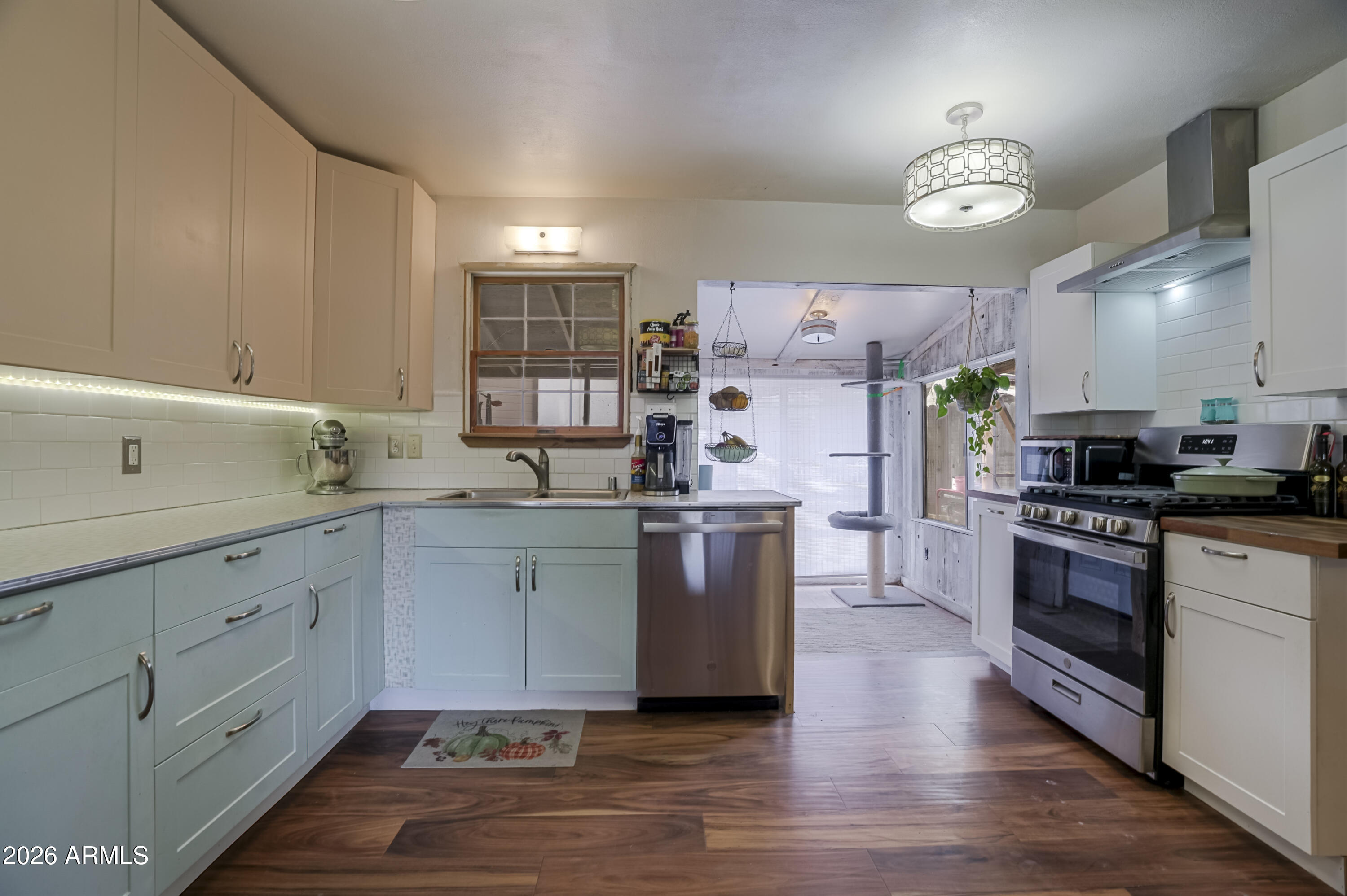 YARNELL HEIGHTS - Residential