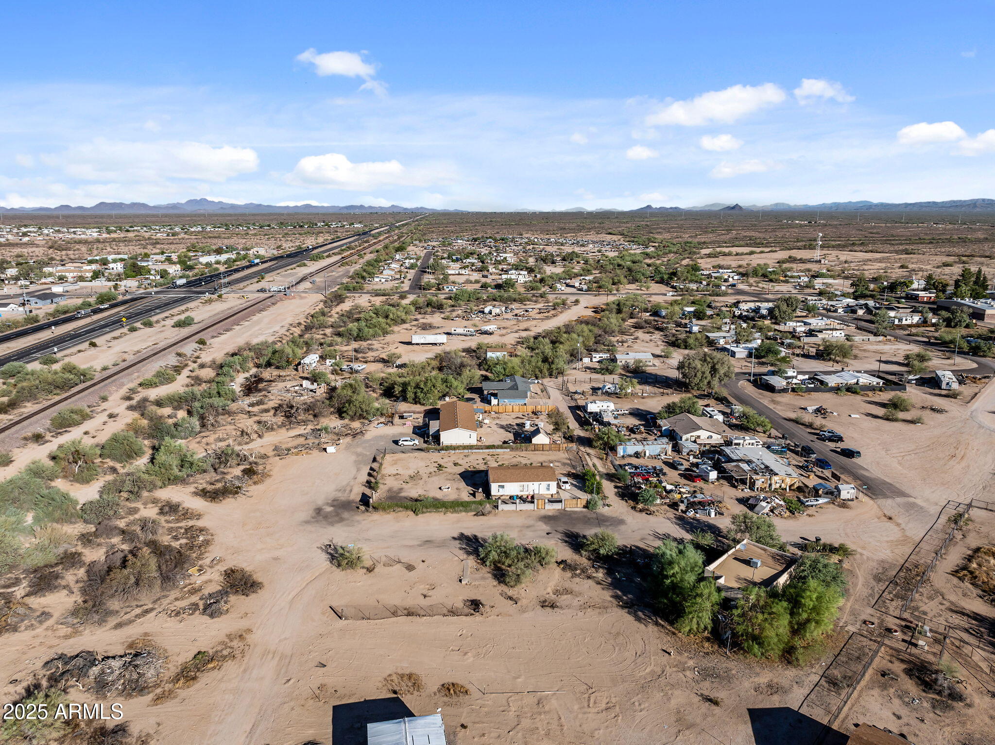 2 E GRIFFIN Street -