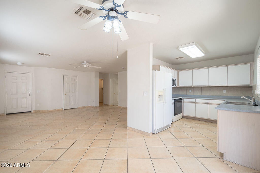 13628 W FARGO Drive